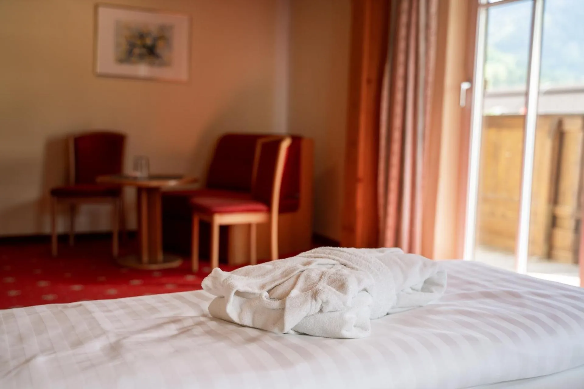 Photo of the whole room, Bed in DAS Hintersee