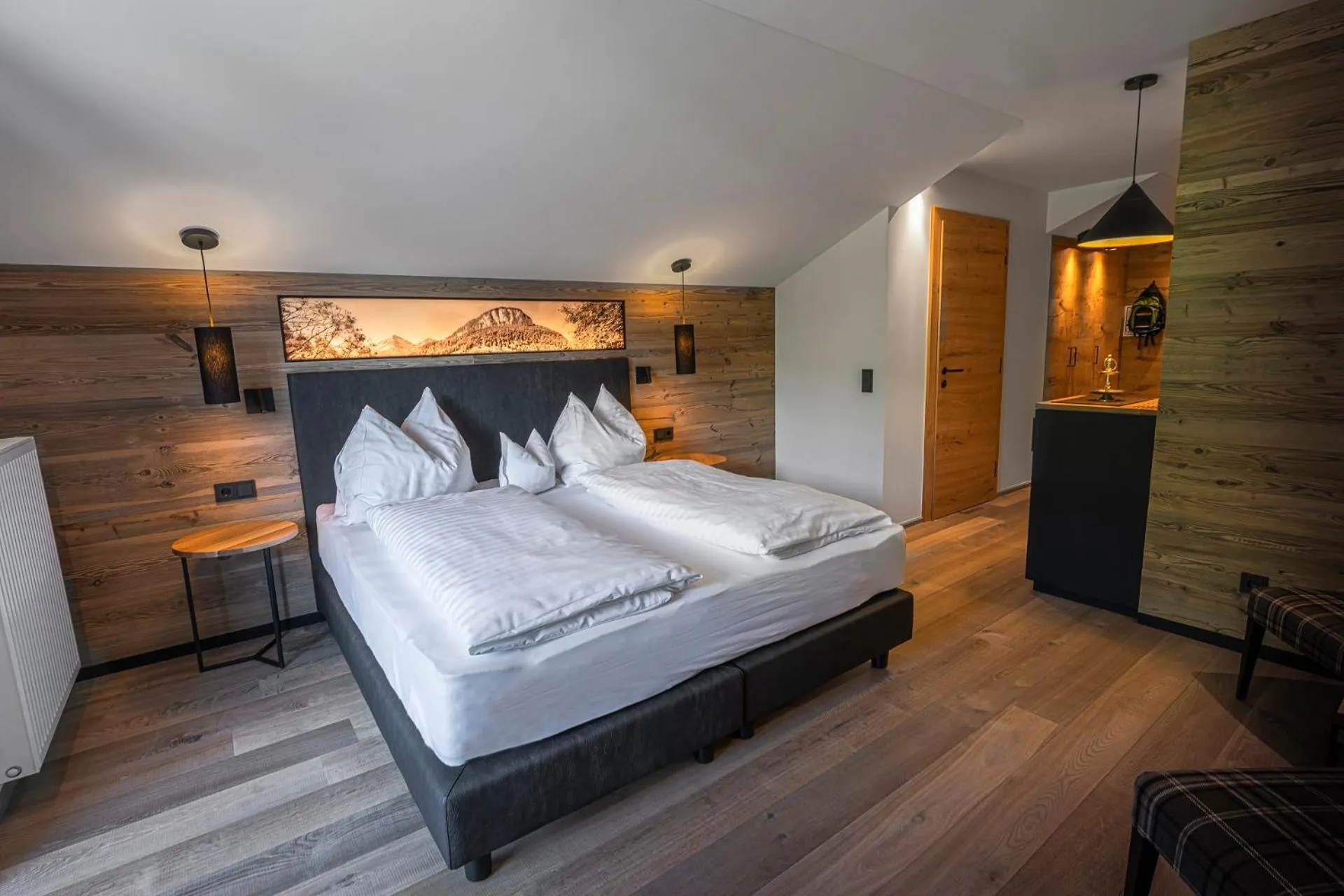 Photo of the whole room, Bed in DAS Hintersee