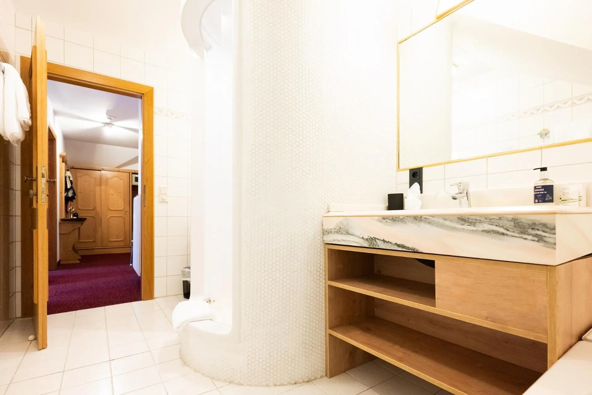 Bathroom in DAS Hintersee