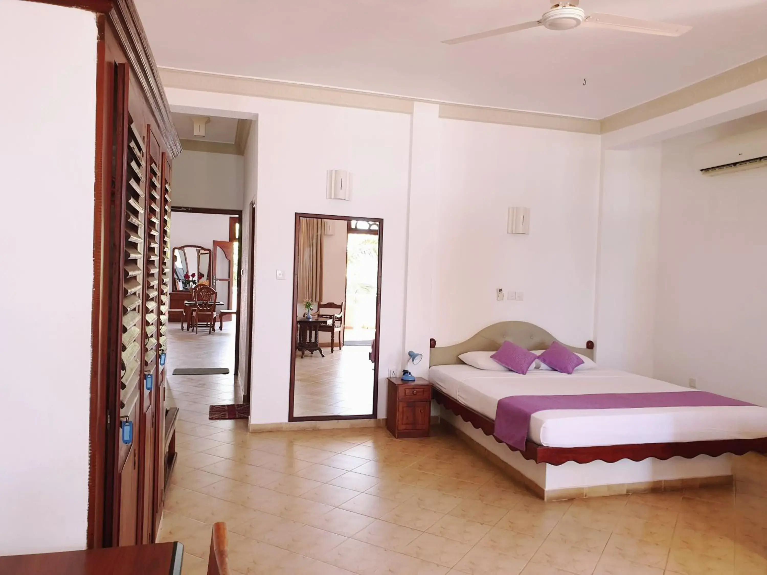 Superior Room with Balcony - single occupancy in Oasey Beach Hotel Superior Room with Balcony - single occupancy in Oasey Beach Hotel