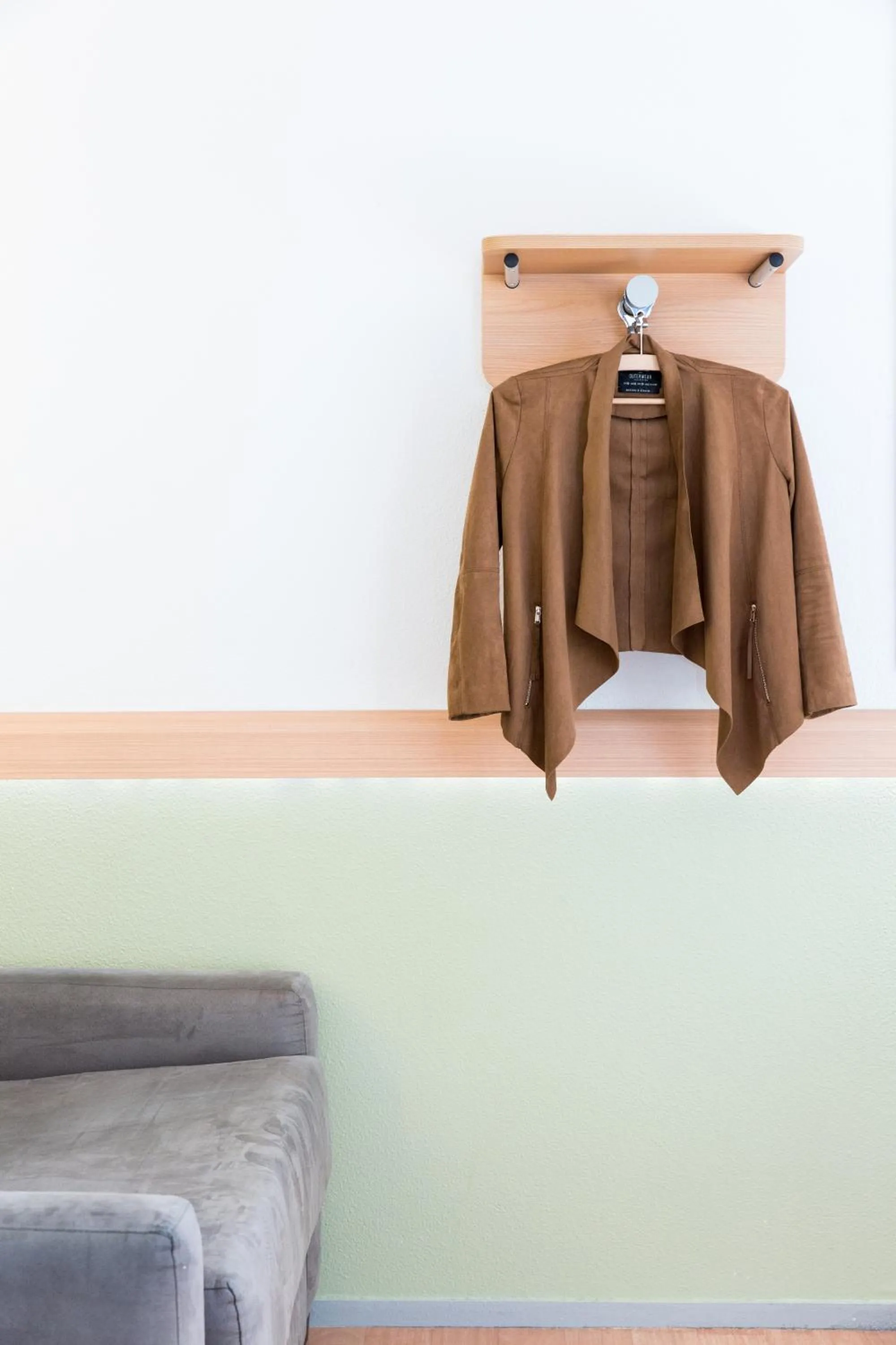 Bedroom in Hotel ibis budget Aix Les Bains - Grésy