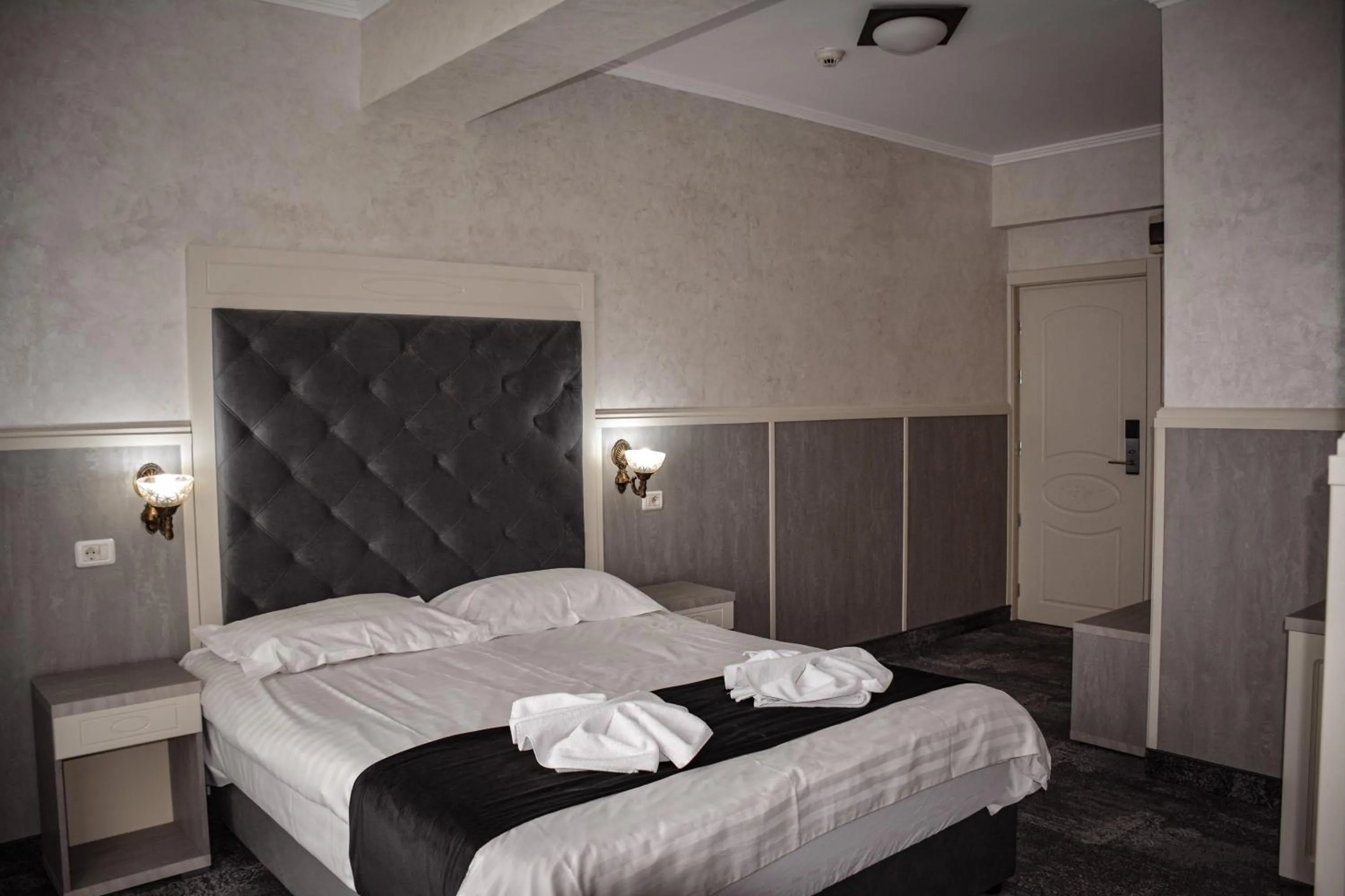 Bed in Golden Rose Residence