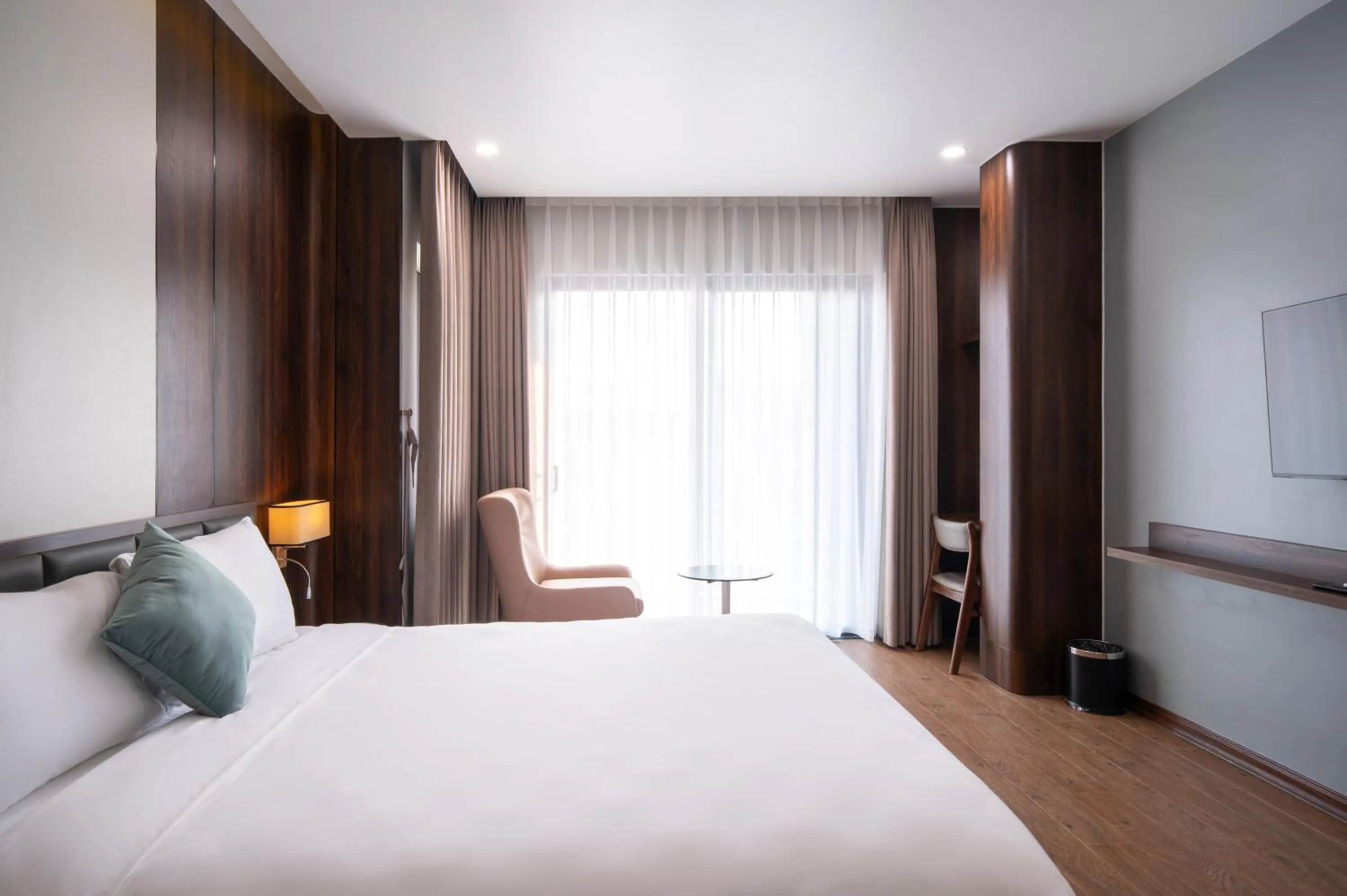 Bed in Eden Hue Hotel