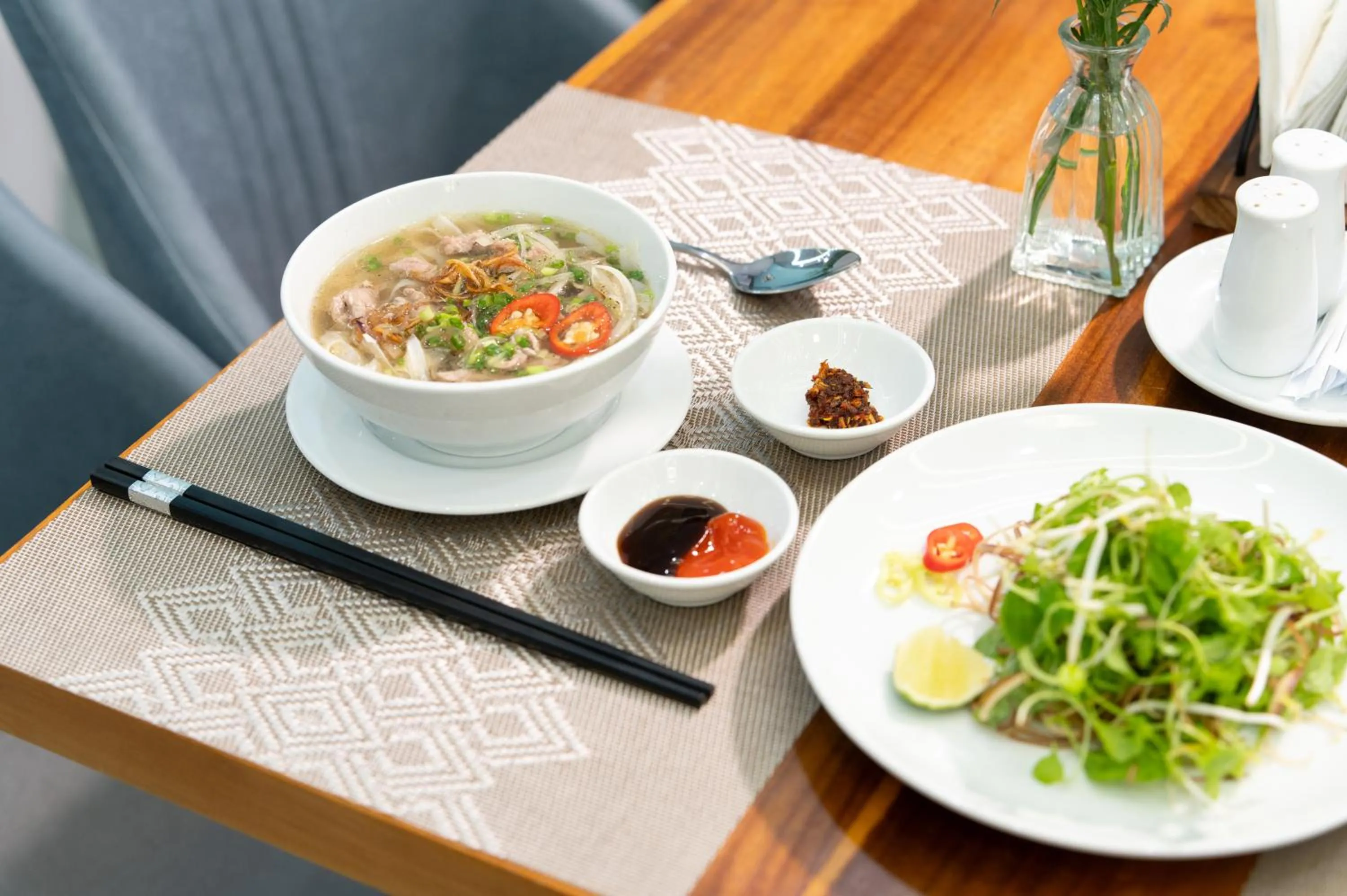 Food in Eden Hue Hotel