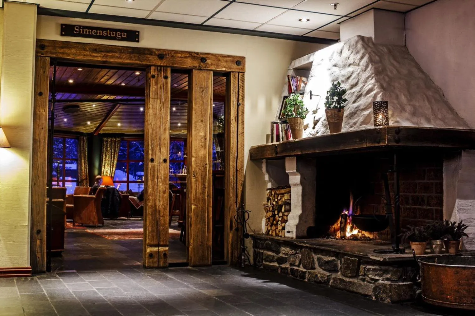 flat iron in Hunderfossen Hotel & Resort