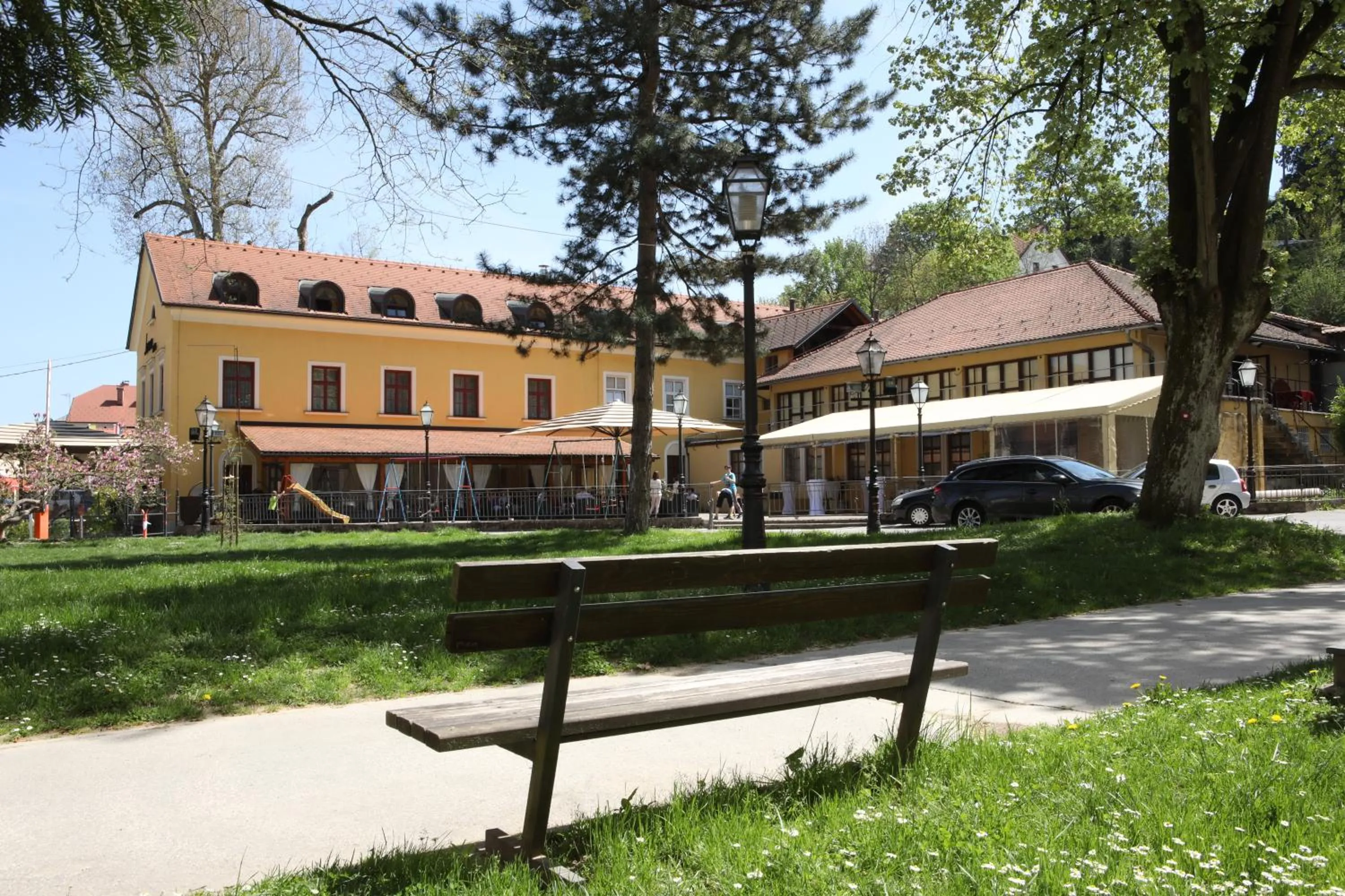 Property building in Hotel Lavica