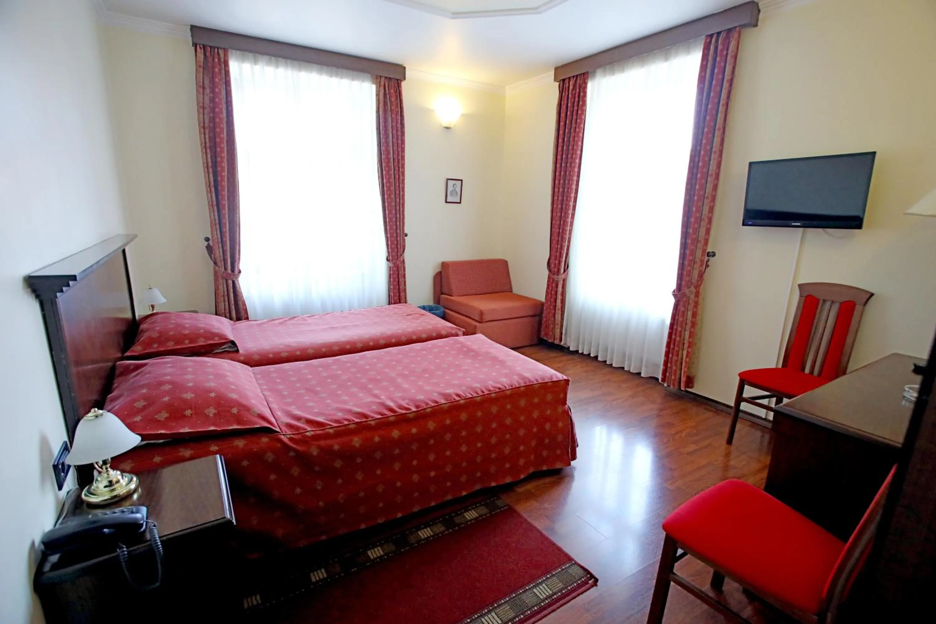 Bedroom, Bed in Hotel Lavica
