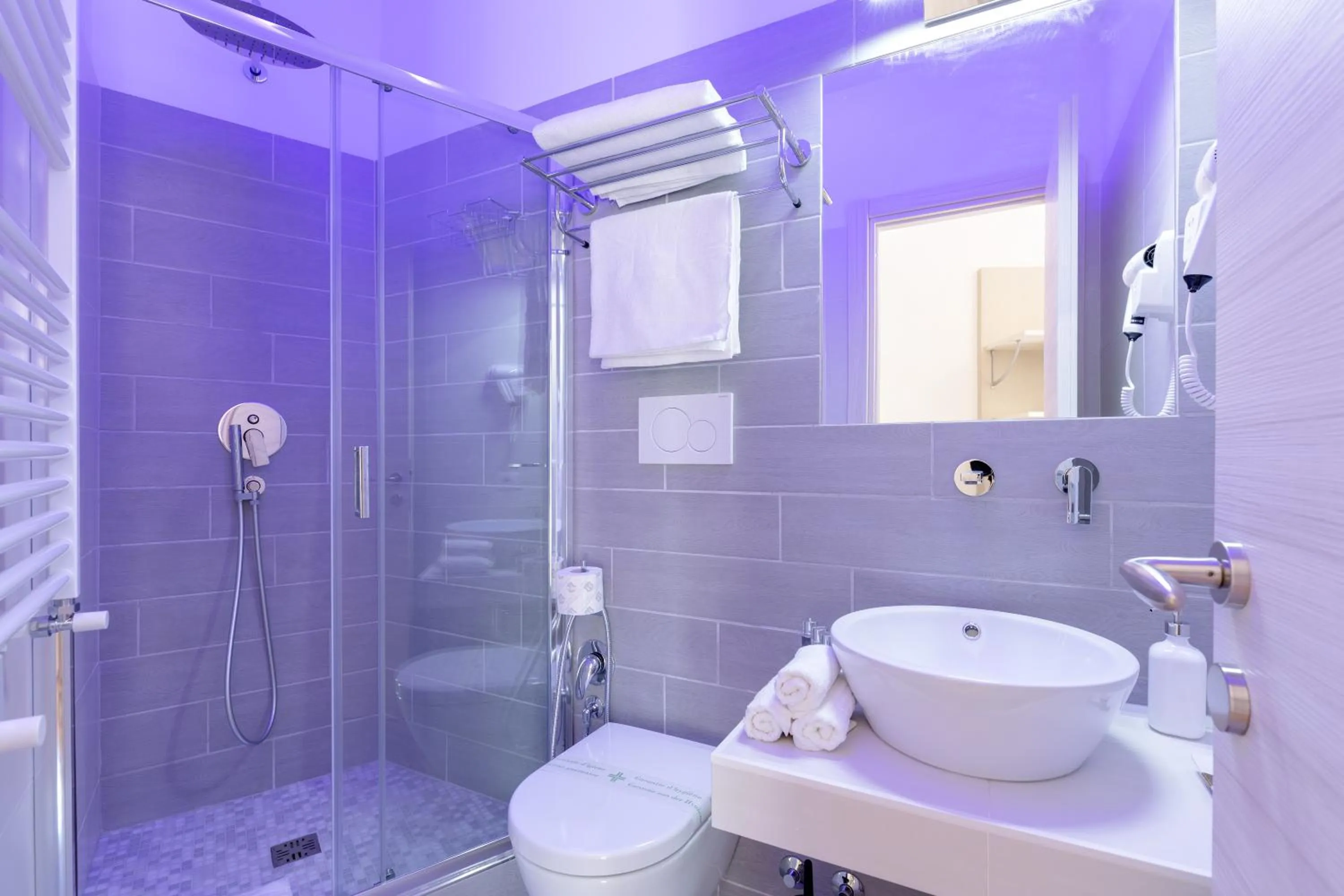 Bathroom in Dolce Luxury Rooms