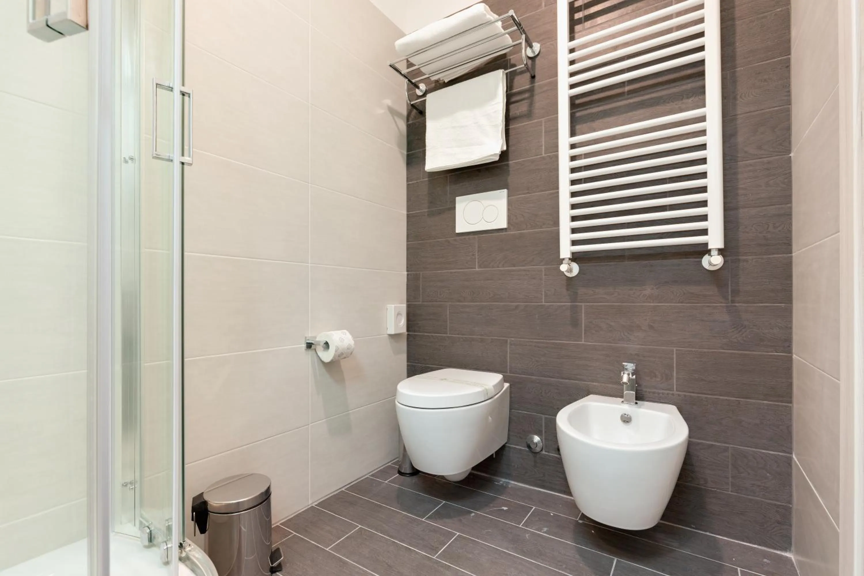 Bathroom in Dolce Luxury Rooms