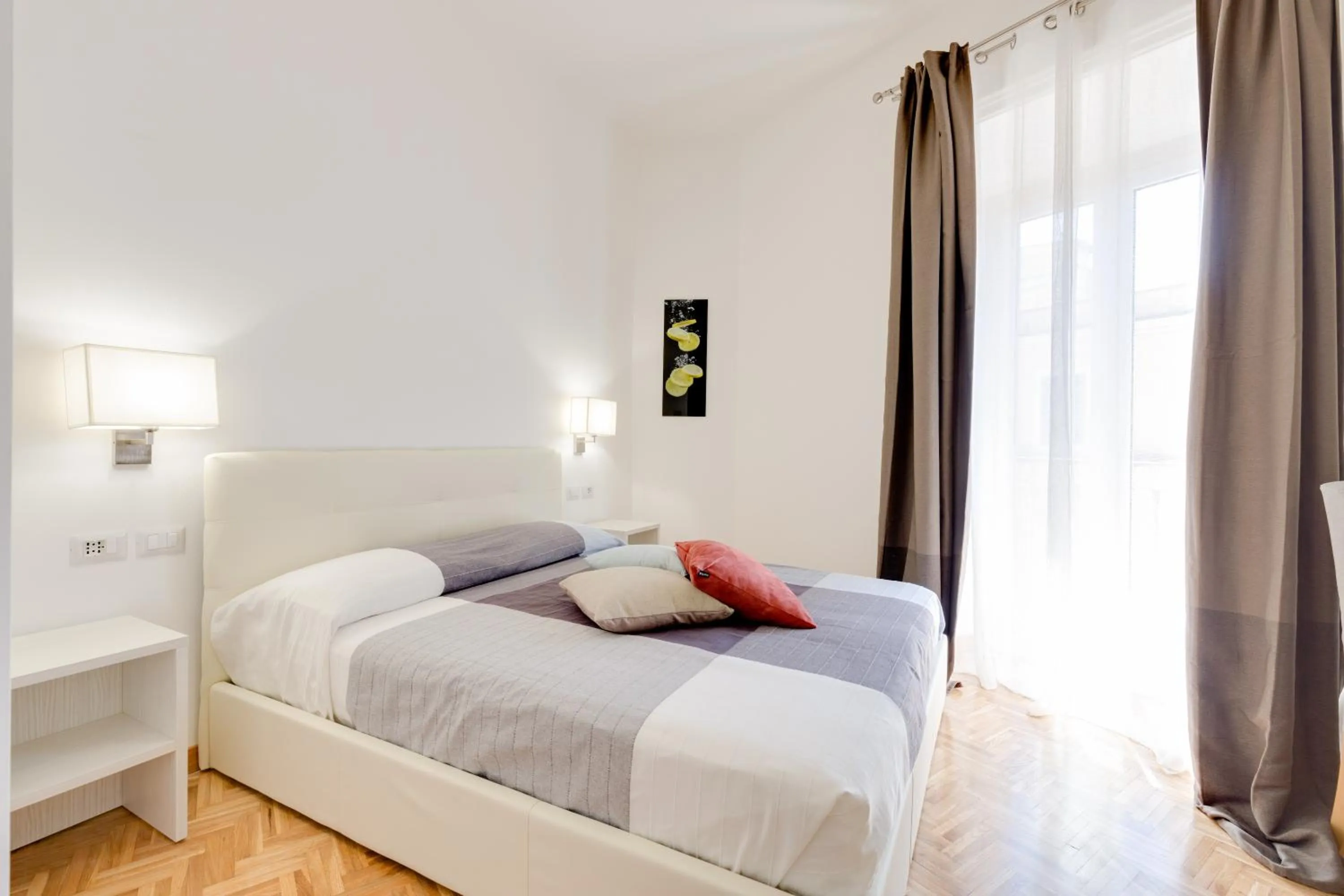 Photo of the whole room, Bed in Dolce Luxury Rooms