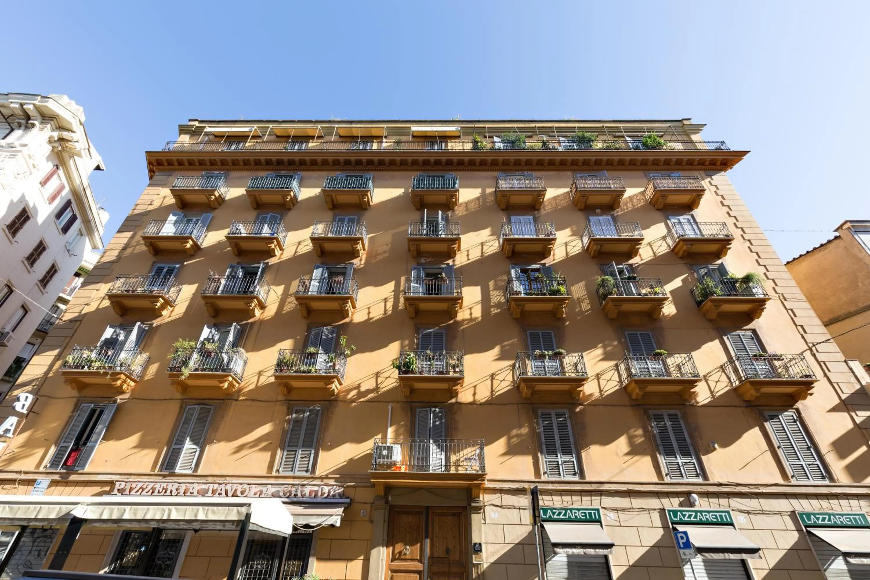 Property building in Dolce Luxury Rooms