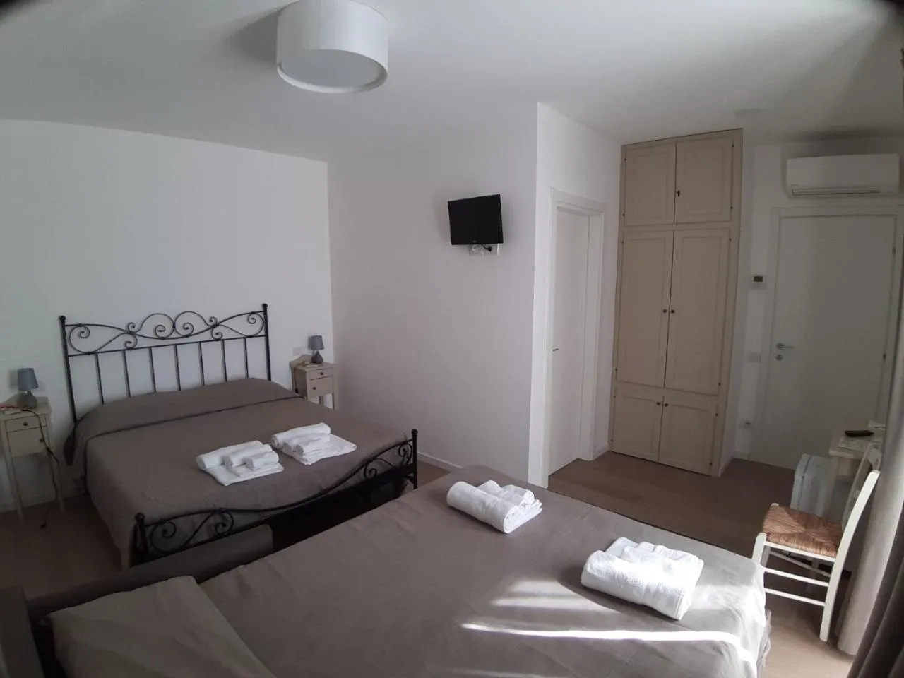 Quadruple Room with Private Bathroom in Agriturismo La Semente