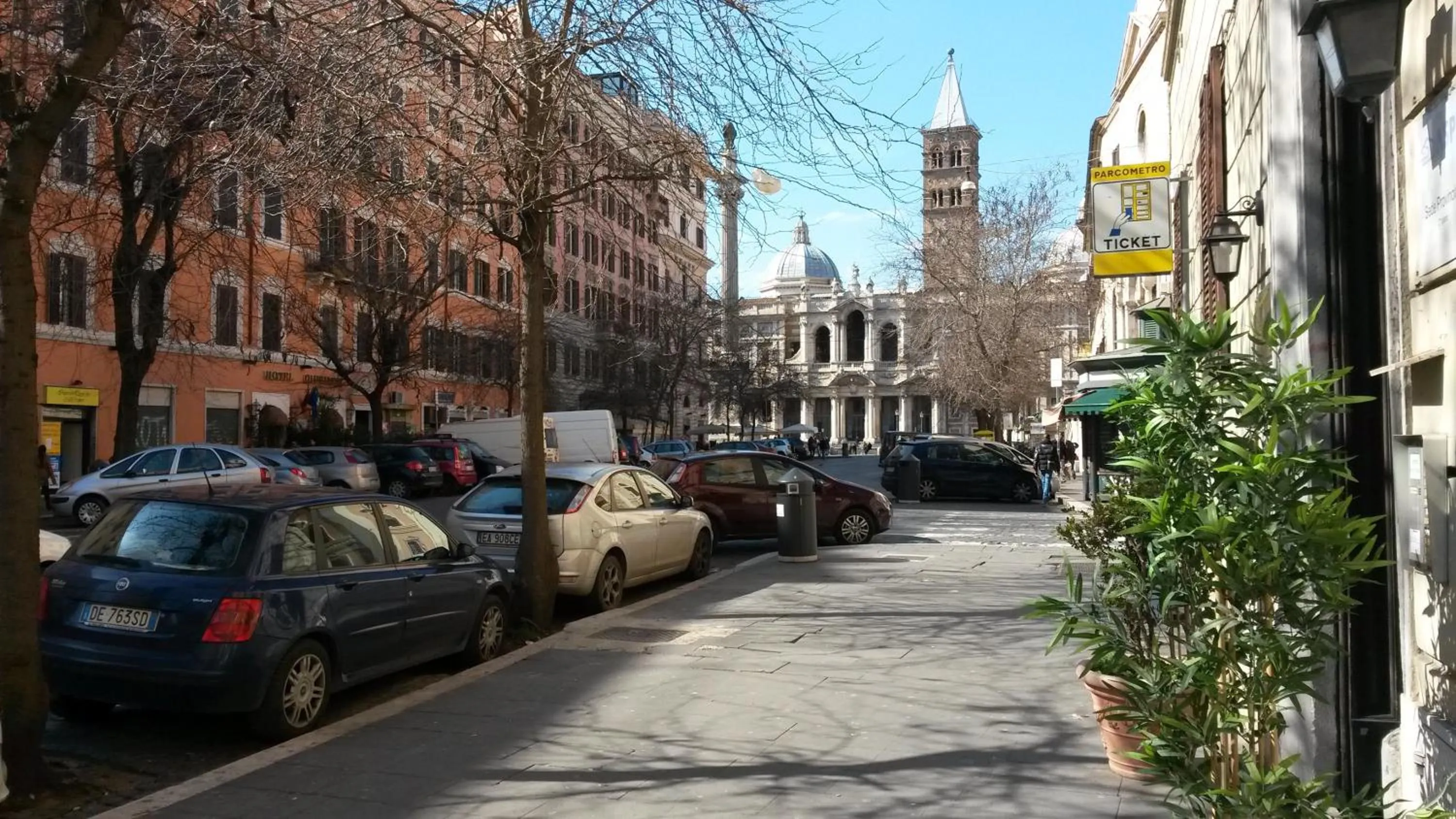 Facade/entrance in Rome To Stay