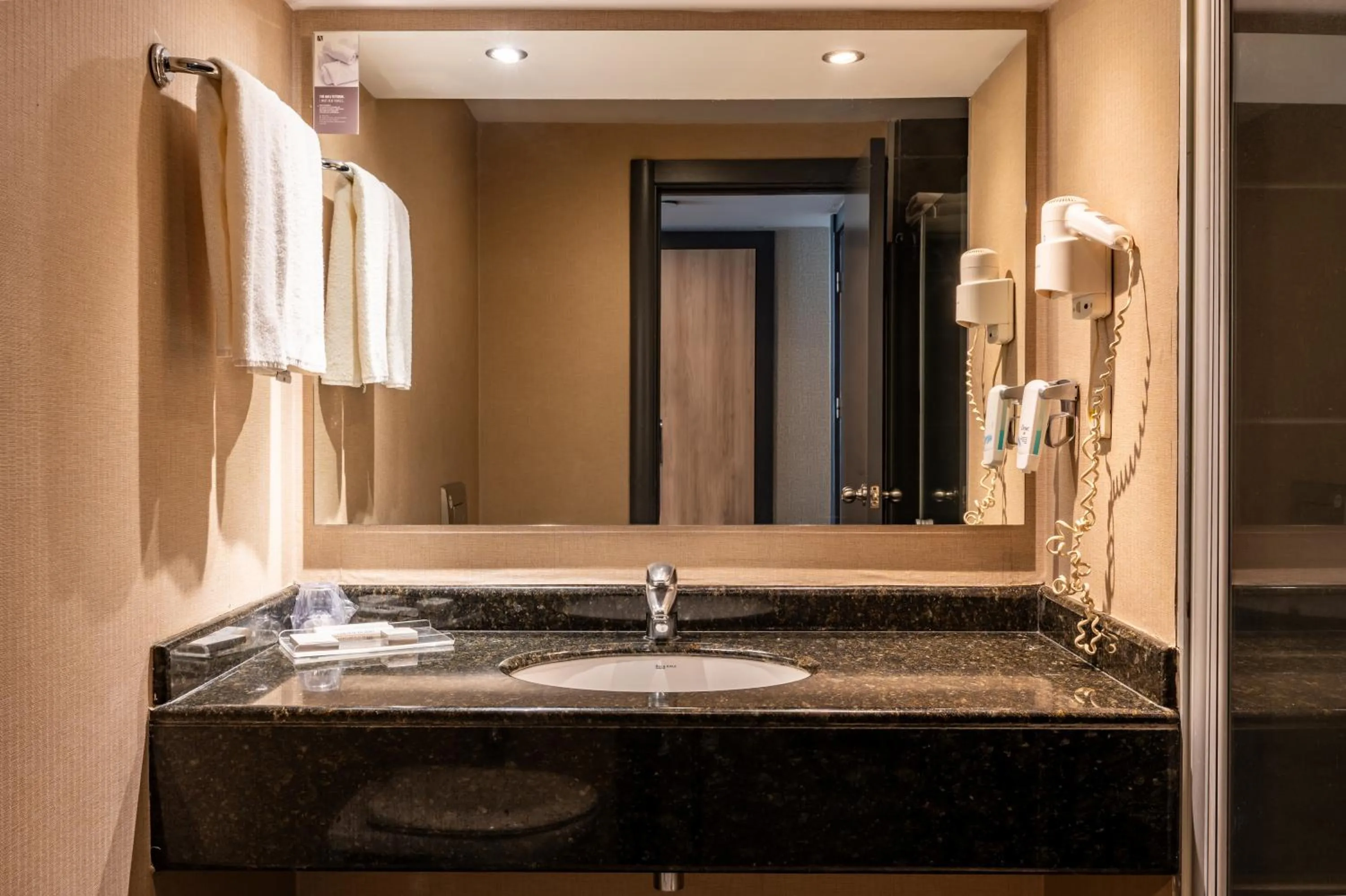 Bathroom in Hotel Anatolia