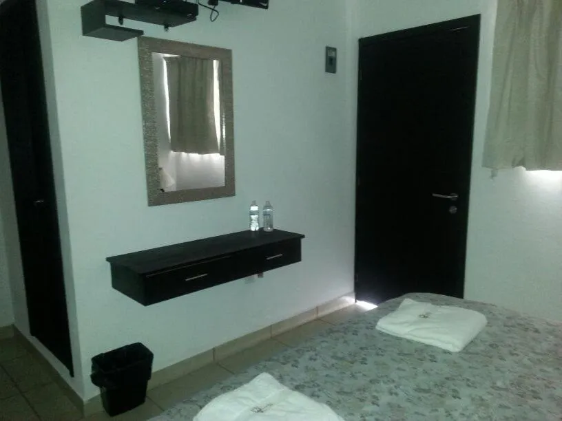 Bedroom, Bed in Hotel Nukuch Nah