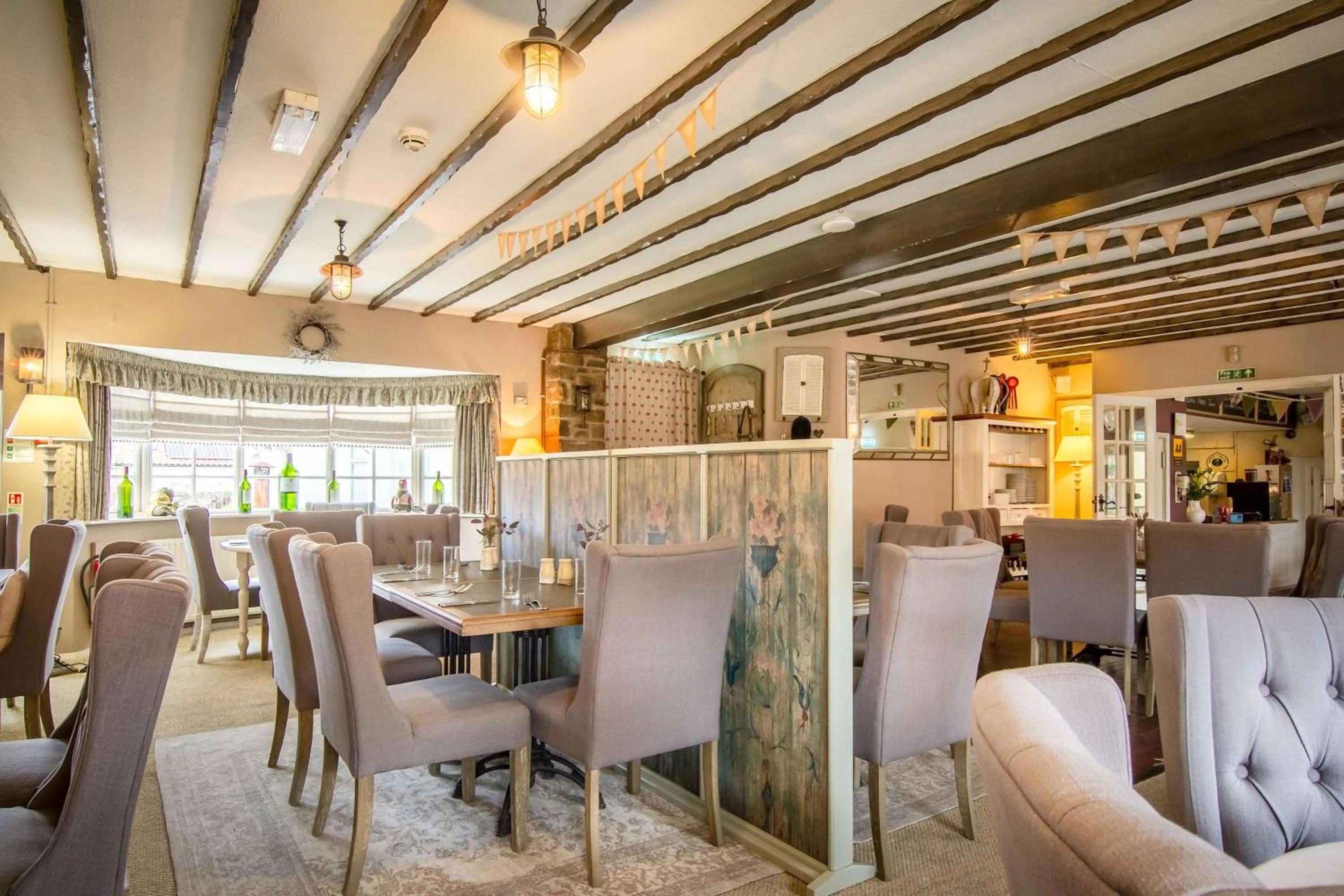 Restaurant/places to eat in Black Horse Inn