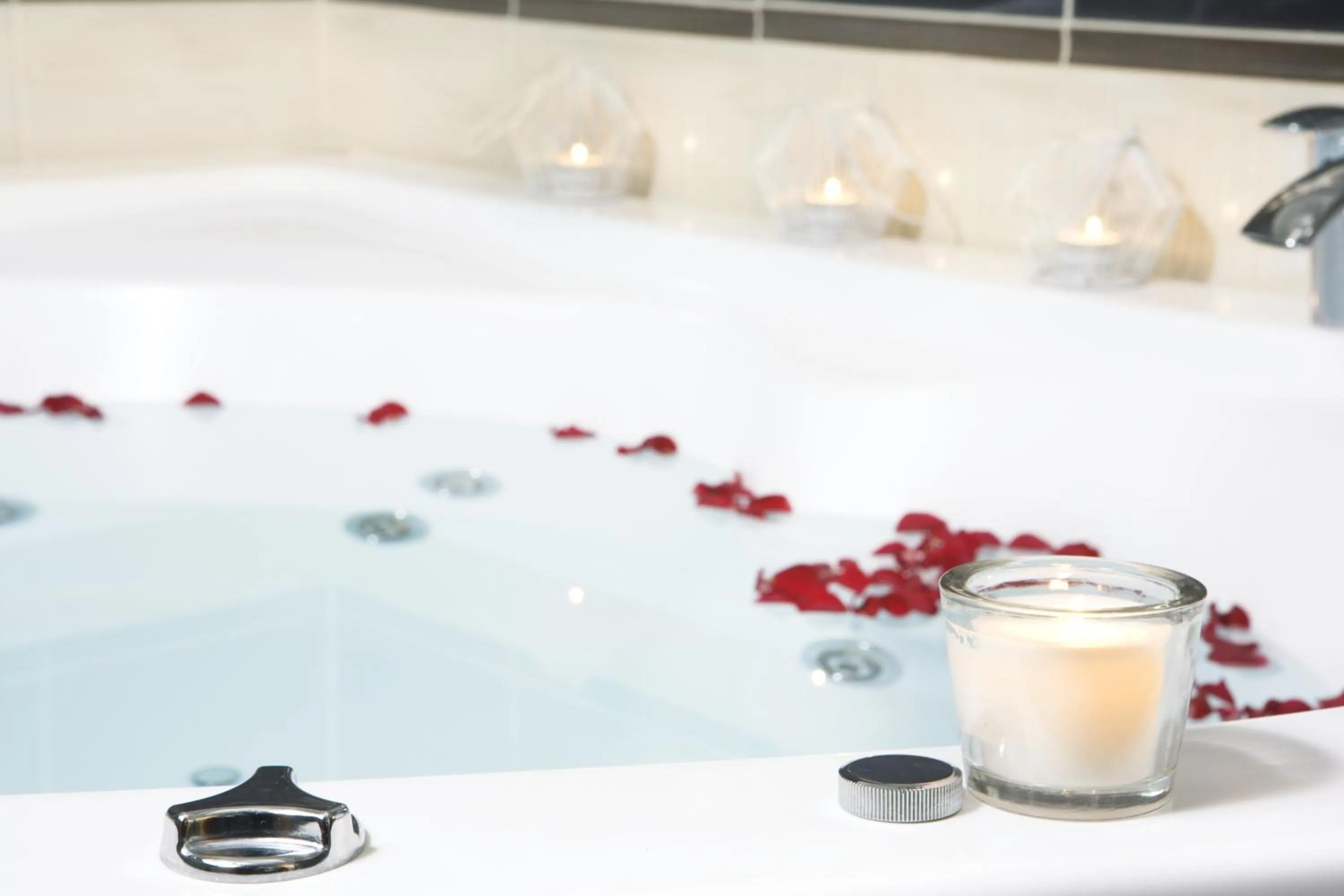 Hot Spring Bath in Lohja Spa & Resort