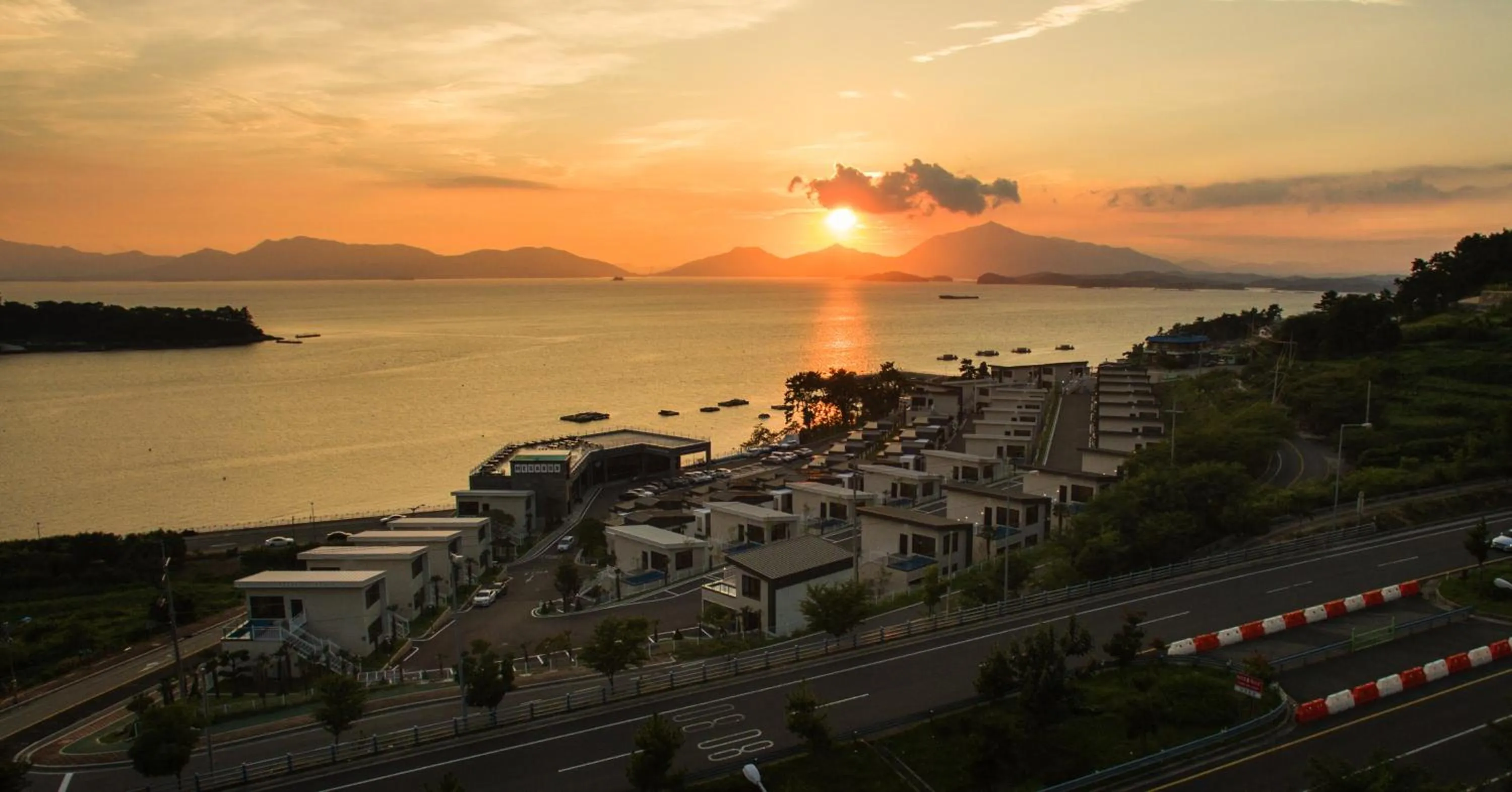 Facade/entrance in Arte Resort Spa & Pool Villa