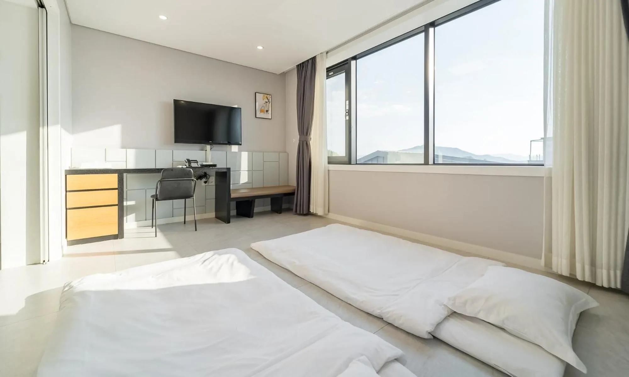 TV and multimedia, Bed in Arte Resort Spa & Pool Villa