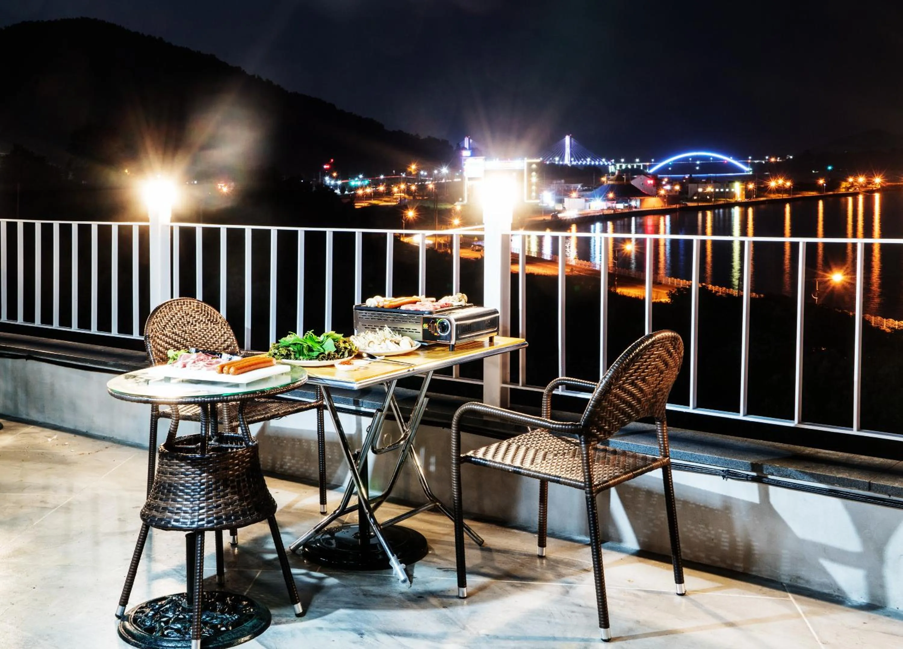 BBQ facilities in Arte Resort Spa & Pool Villa