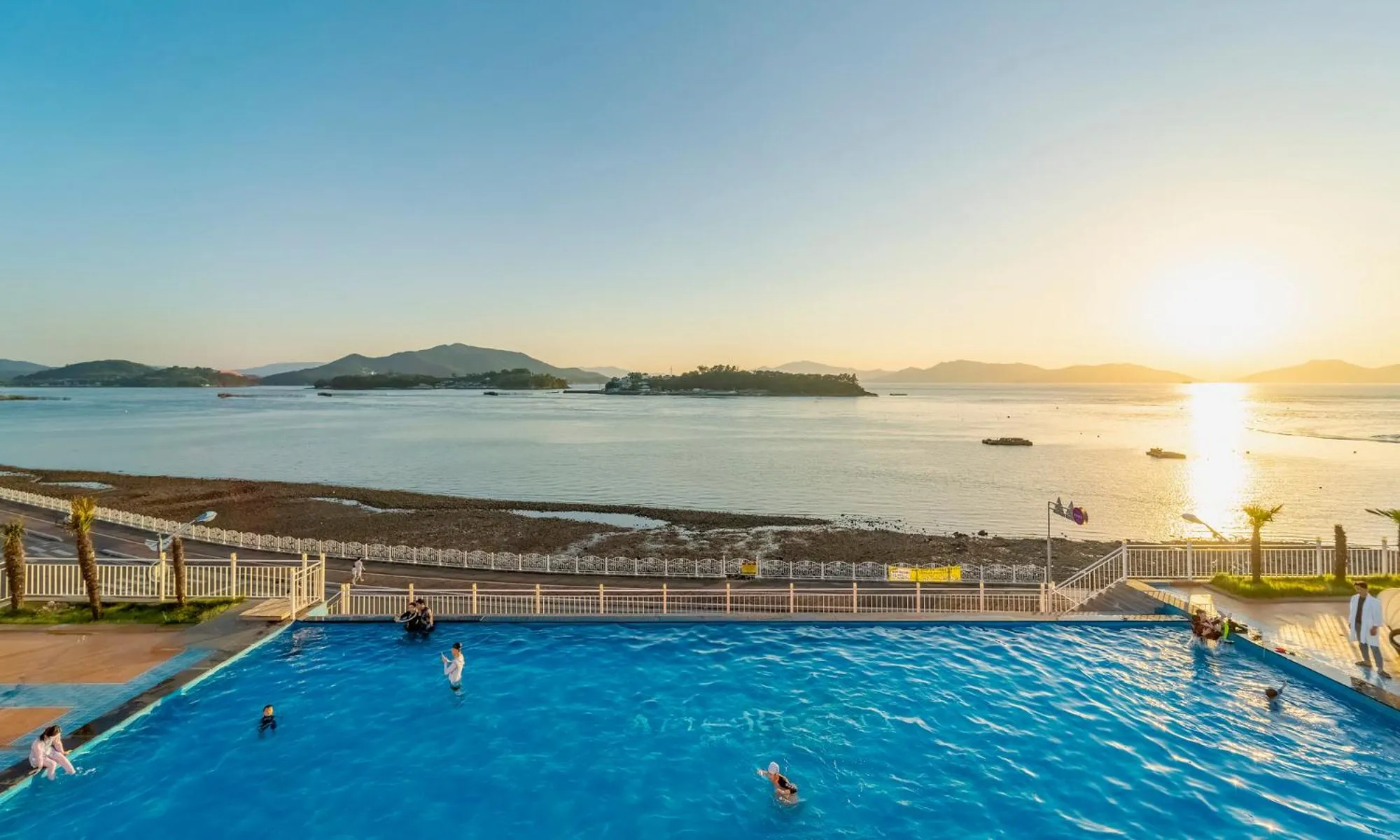 Pool view in Arte Resort Spa & Pool Villa