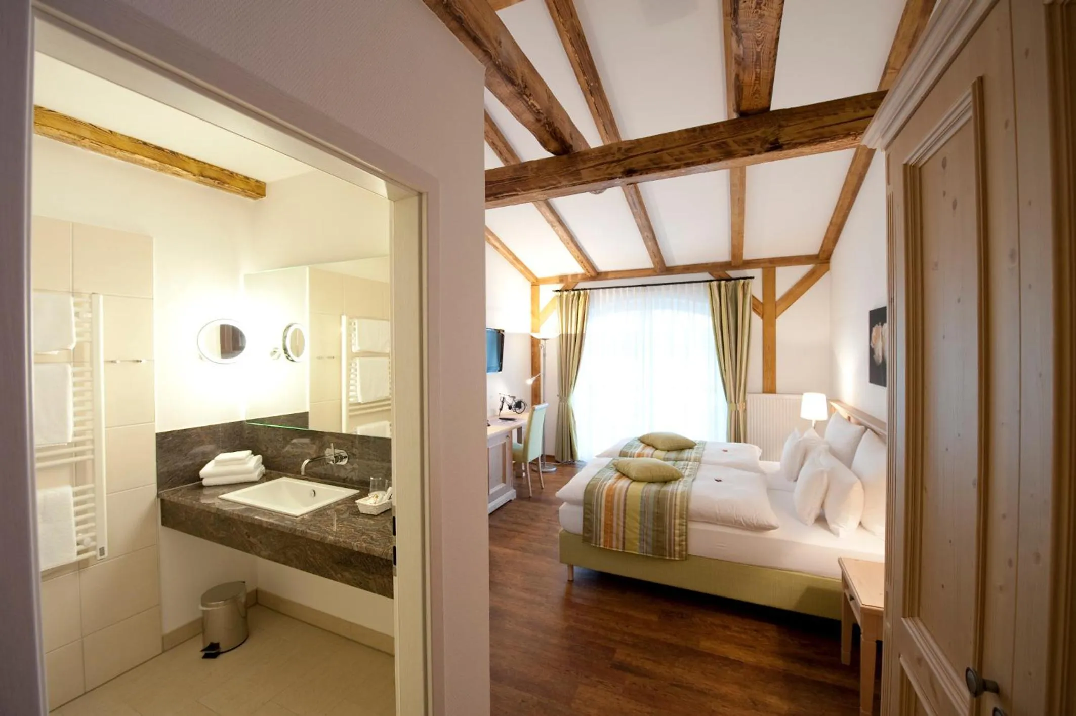 Photo of the whole room, Bed in Golfpark Strelasund