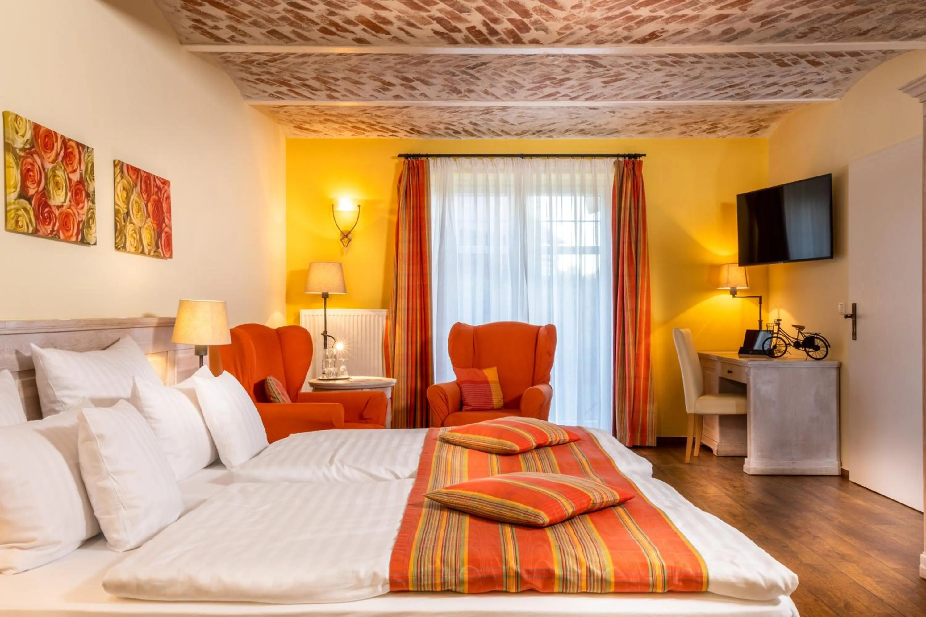 Photo of the whole room, Bed in Golfpark Strelasund