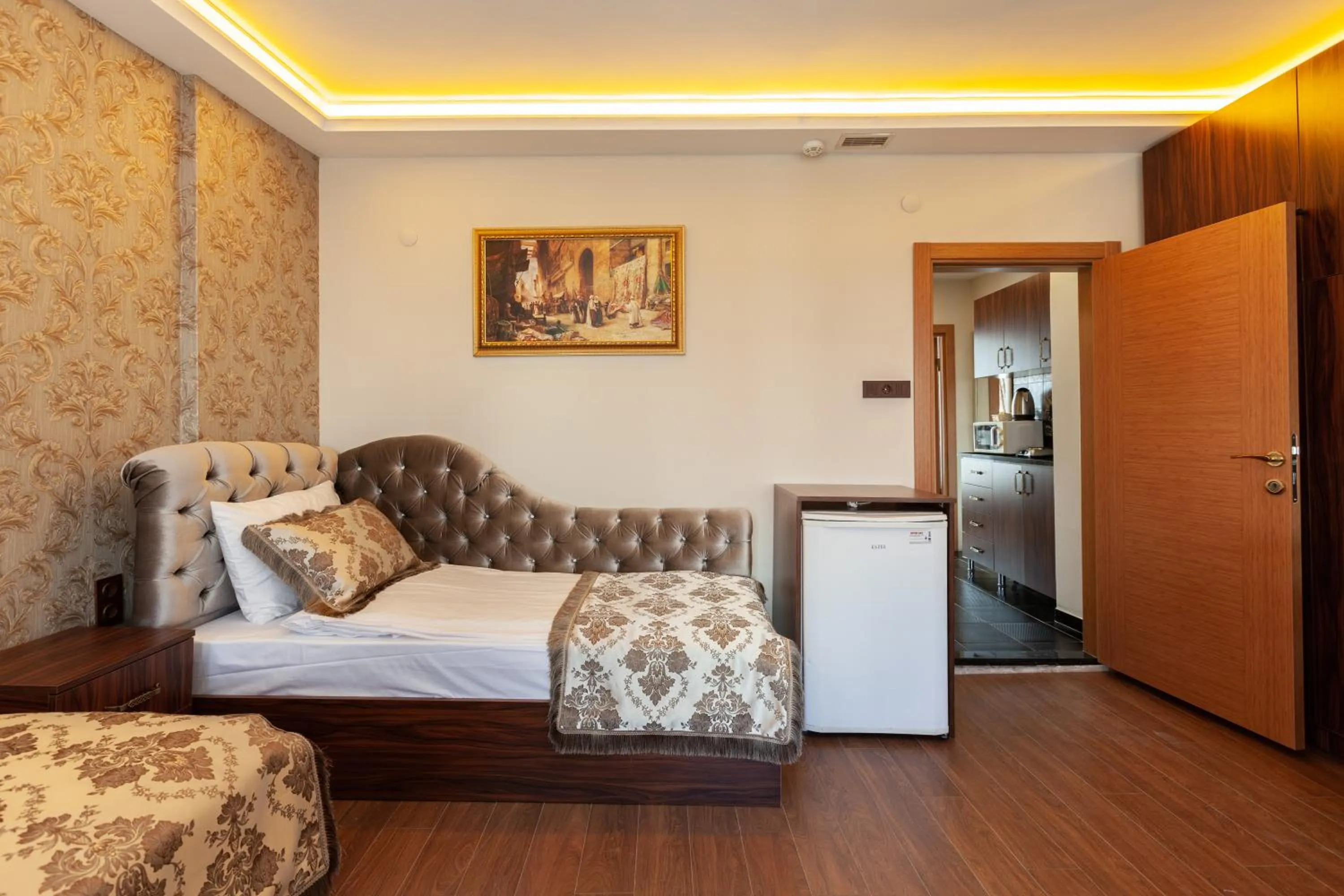 Living room, Bed in Rose Mansion by Otantik Suites