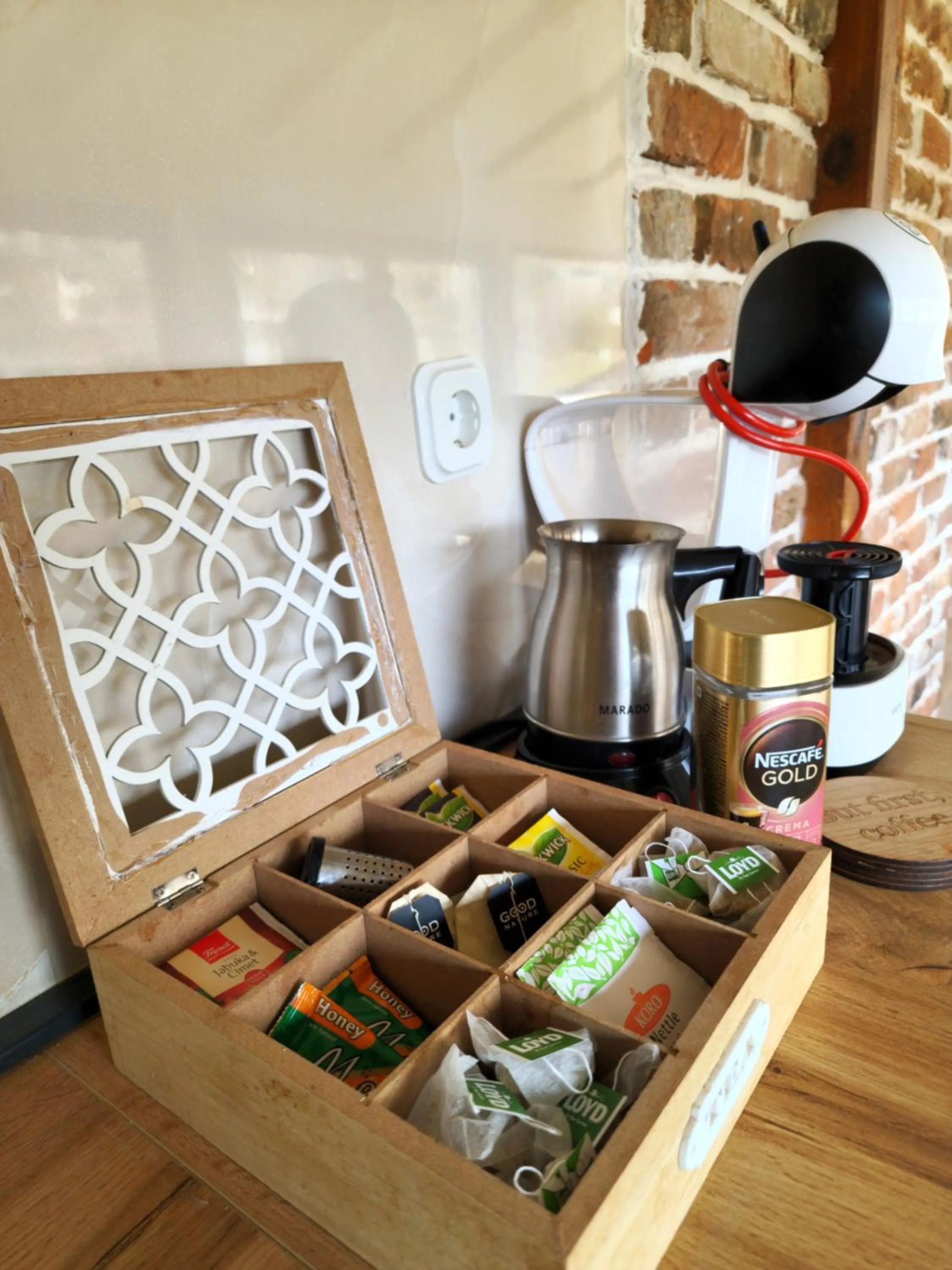 Coffee/tea facilities in Villa Beti