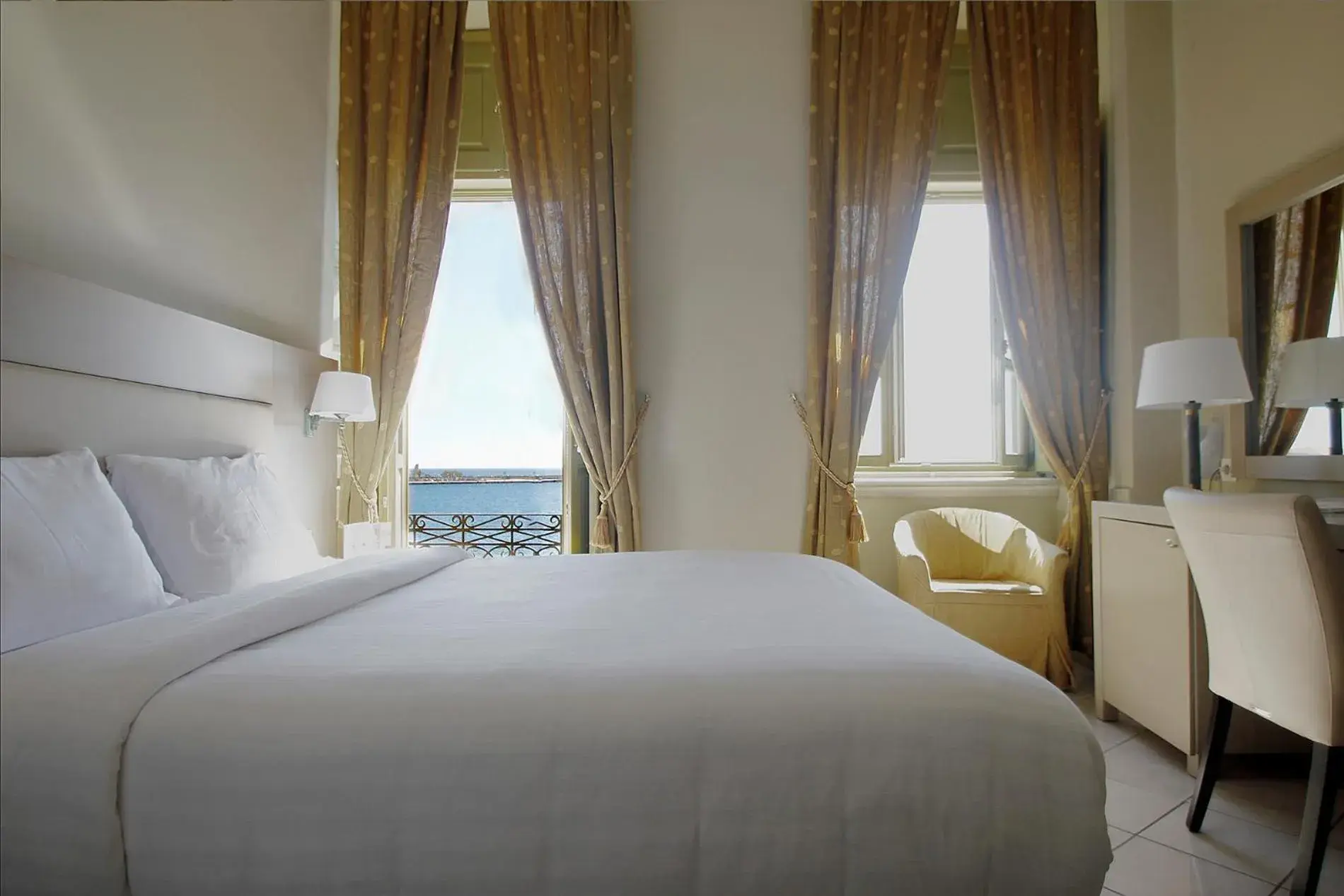 Deluxe Double or Twin Room with Balcony or Window with Sea View in Diogenis Hotel Deluxe Double or Twin Room with Balcony or Window with Sea View in Diogenis Hotel