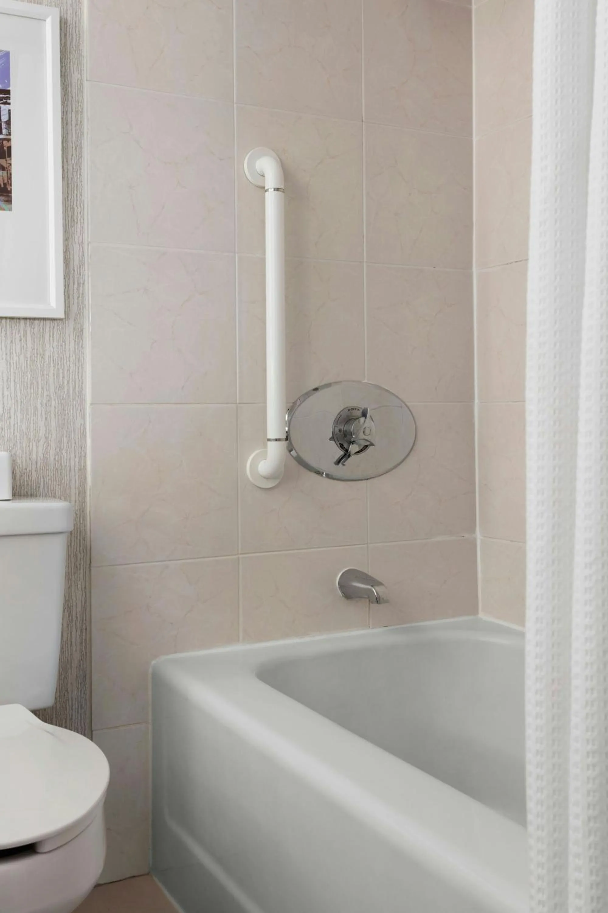 Bathroom in New Orleans Marriott