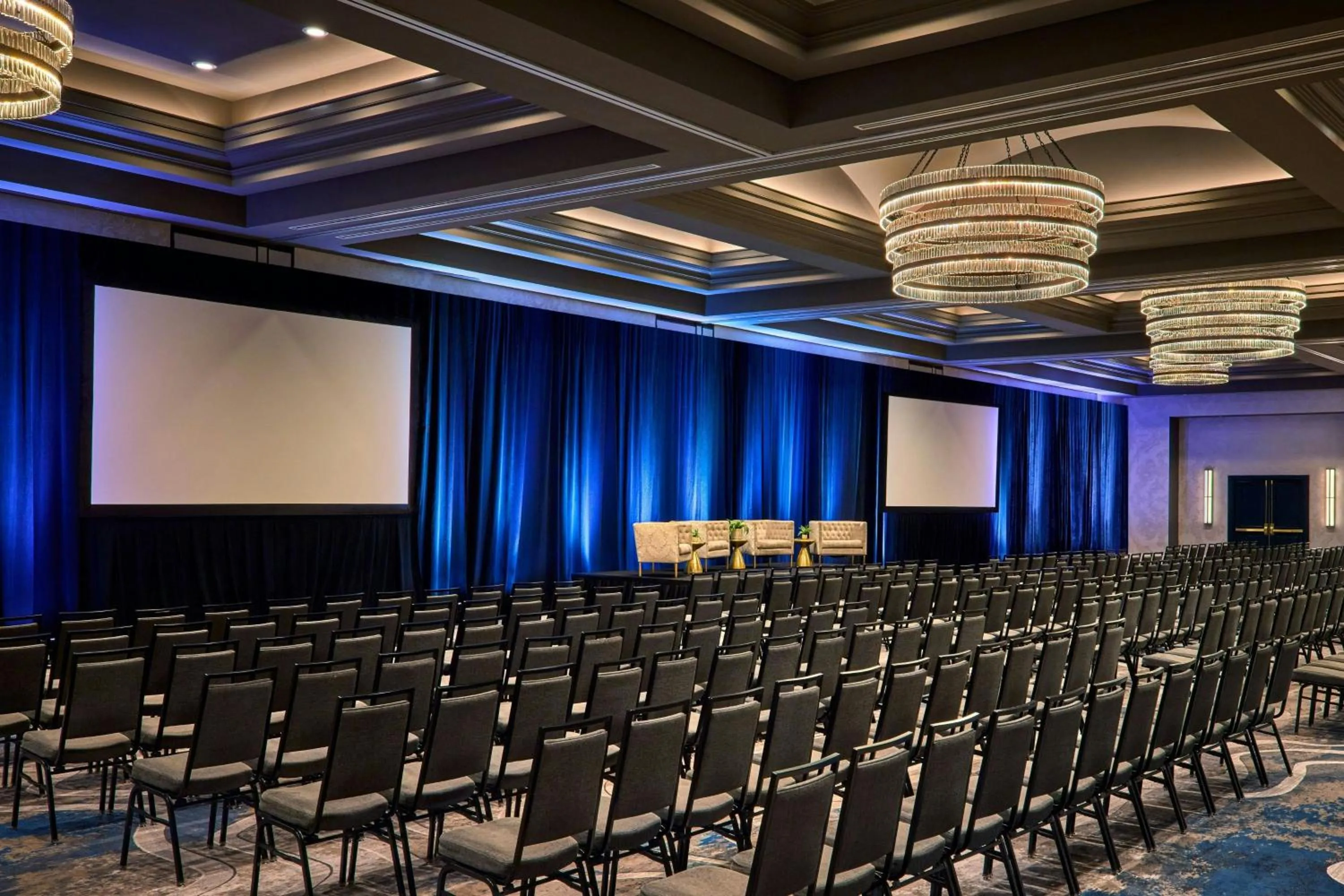 Meeting/conference room in New Orleans Marriott Warehouse Arts District