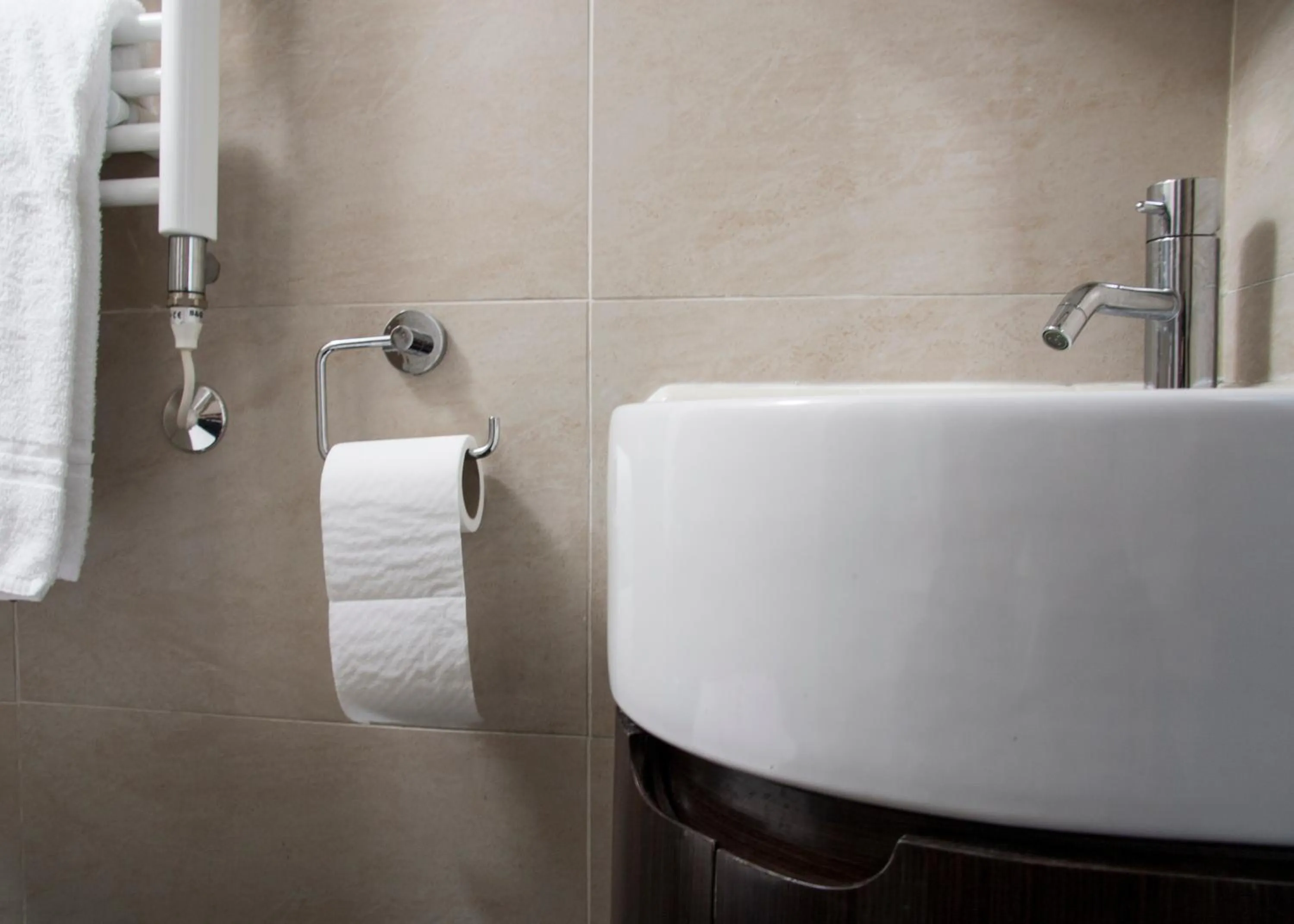 Bathroom in Caledonian Studio Flats