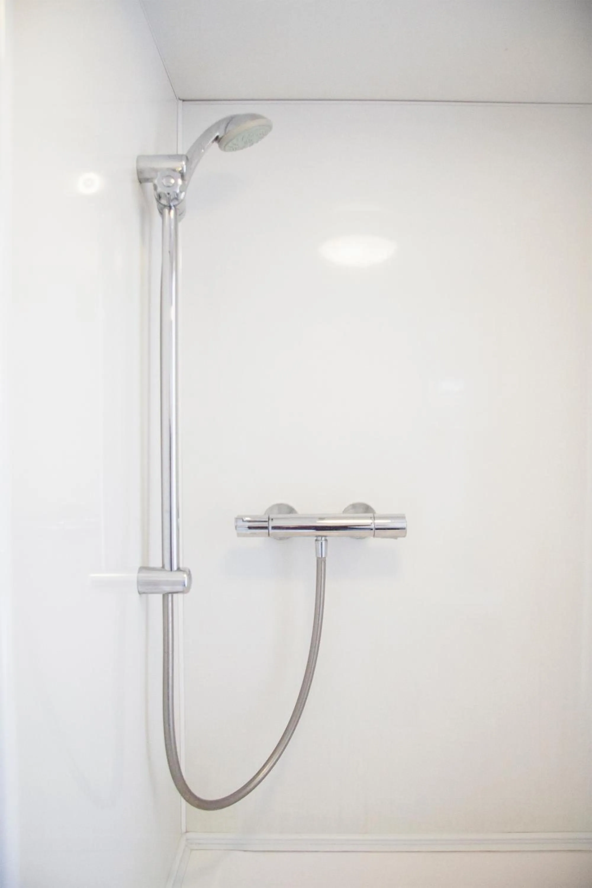 Bathroom in Caledonian Studio Flats