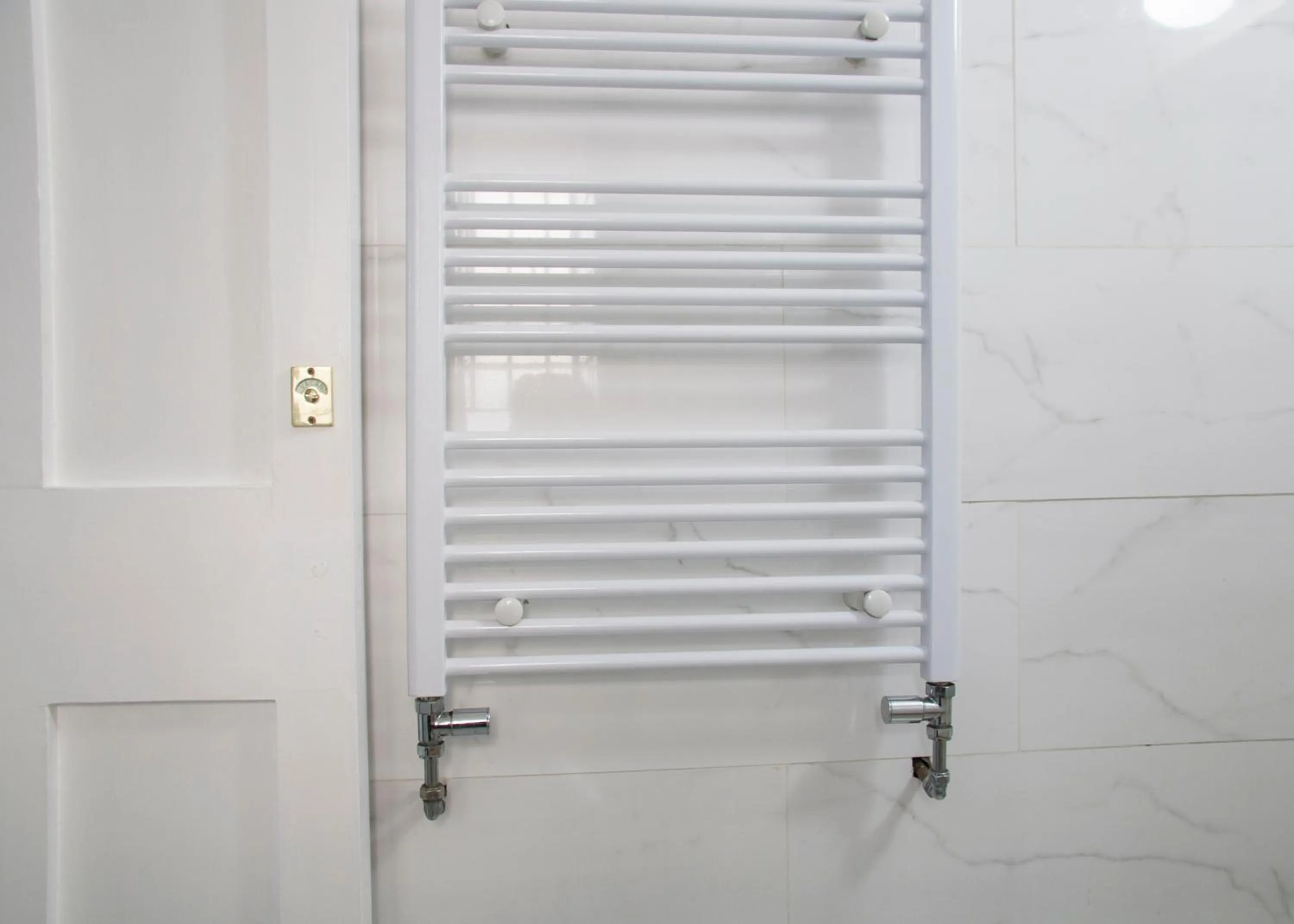 Bathroom in Caledonian Studio Flats