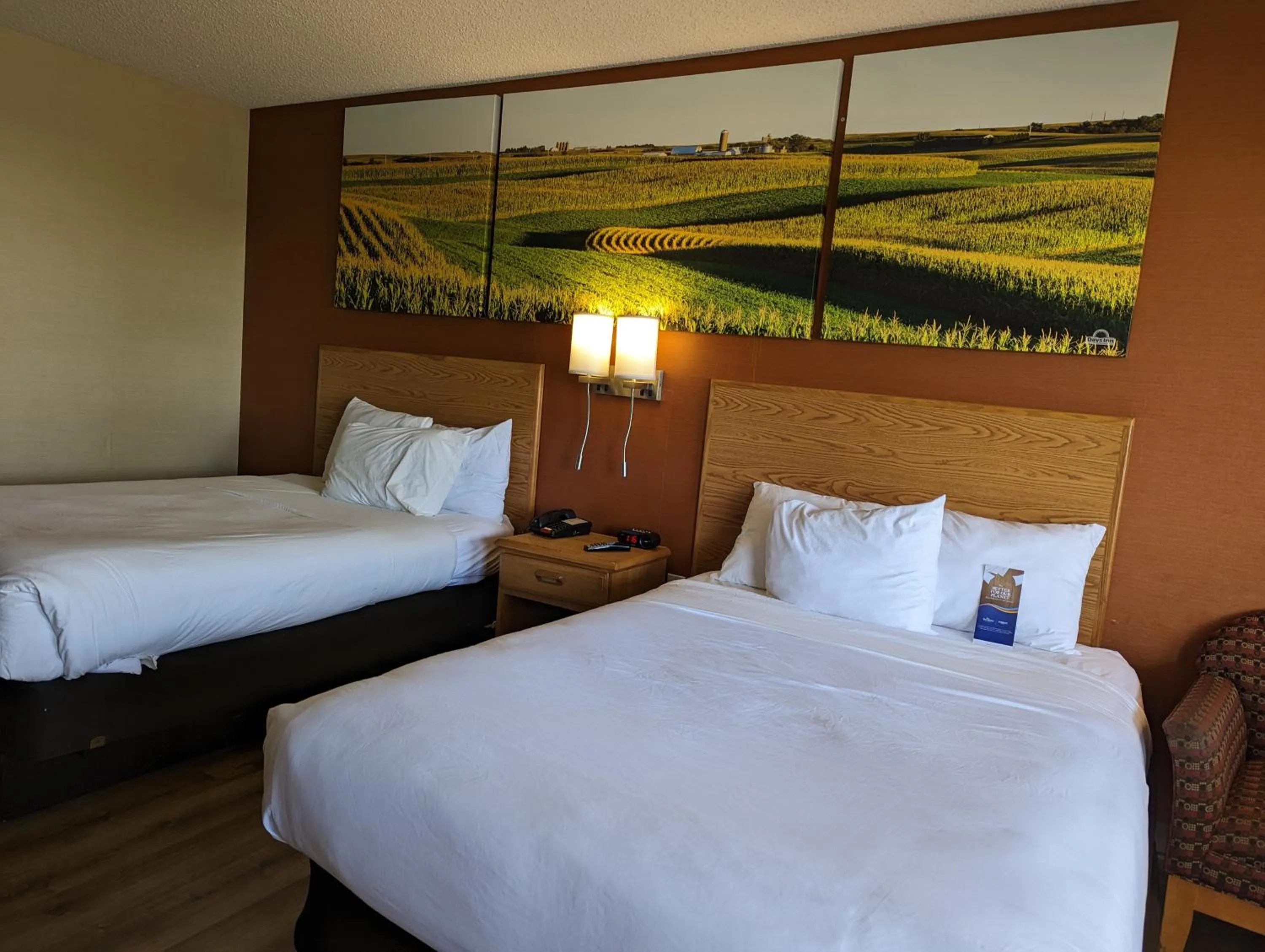 Bed in Days Inn by Wyndham Columbus Fairgrounds