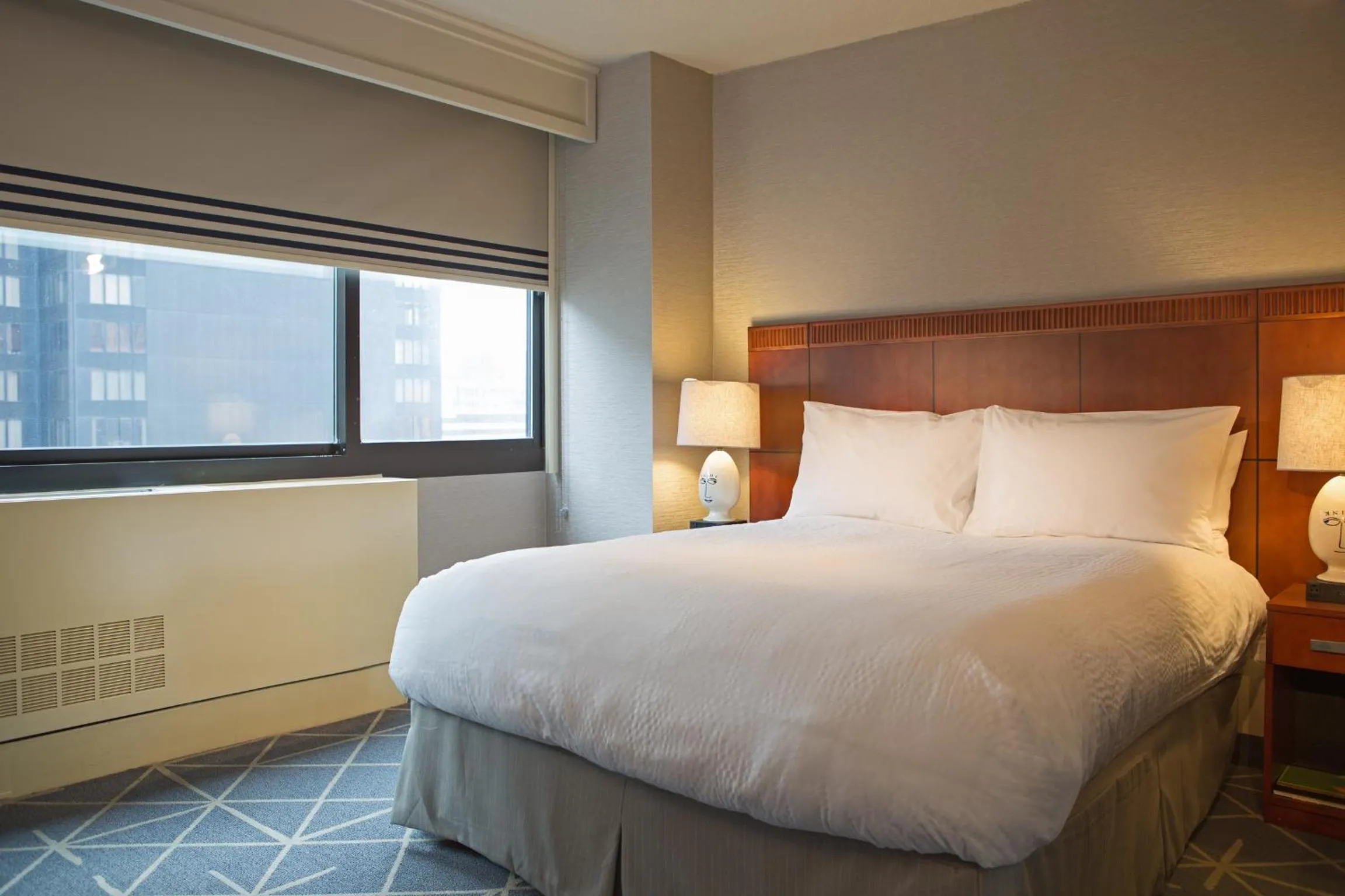 Bedroom, Bed in Courtyard by Marriott New York Manhattan/ Fifth Avenue