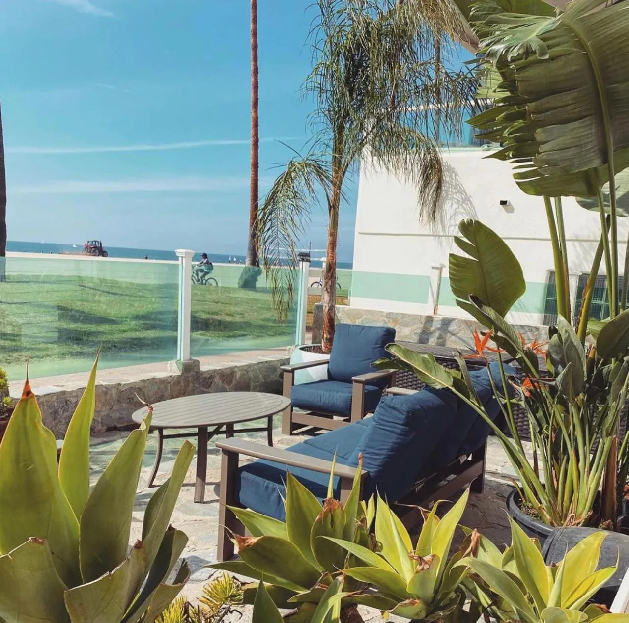Patio in Venice on the Beach Hotel