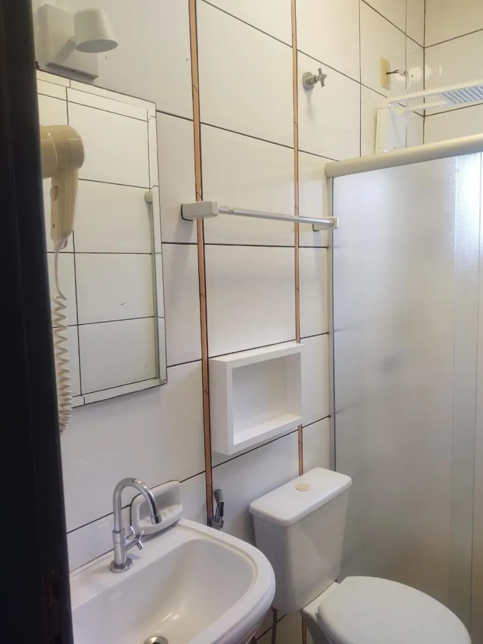 Shower in Hotel Universitario