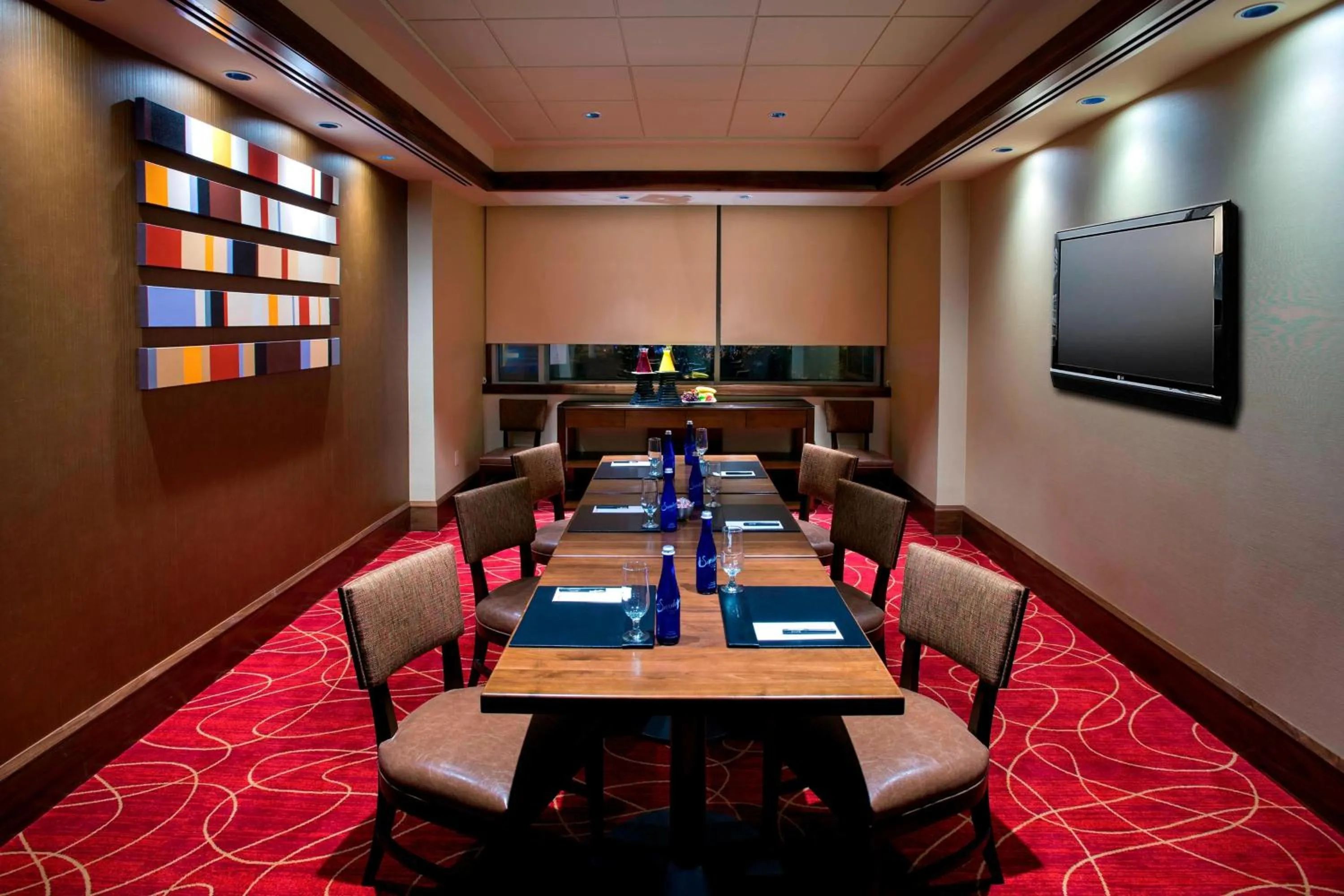 Restaurant/places to eat in Philadelphia Airport Marriott