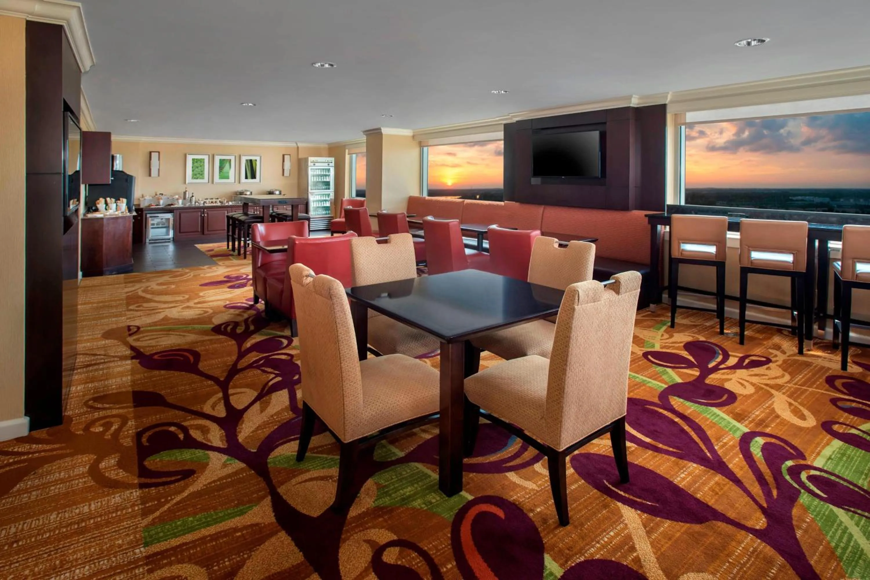 Lounge or bar in Philadelphia Airport Marriott
