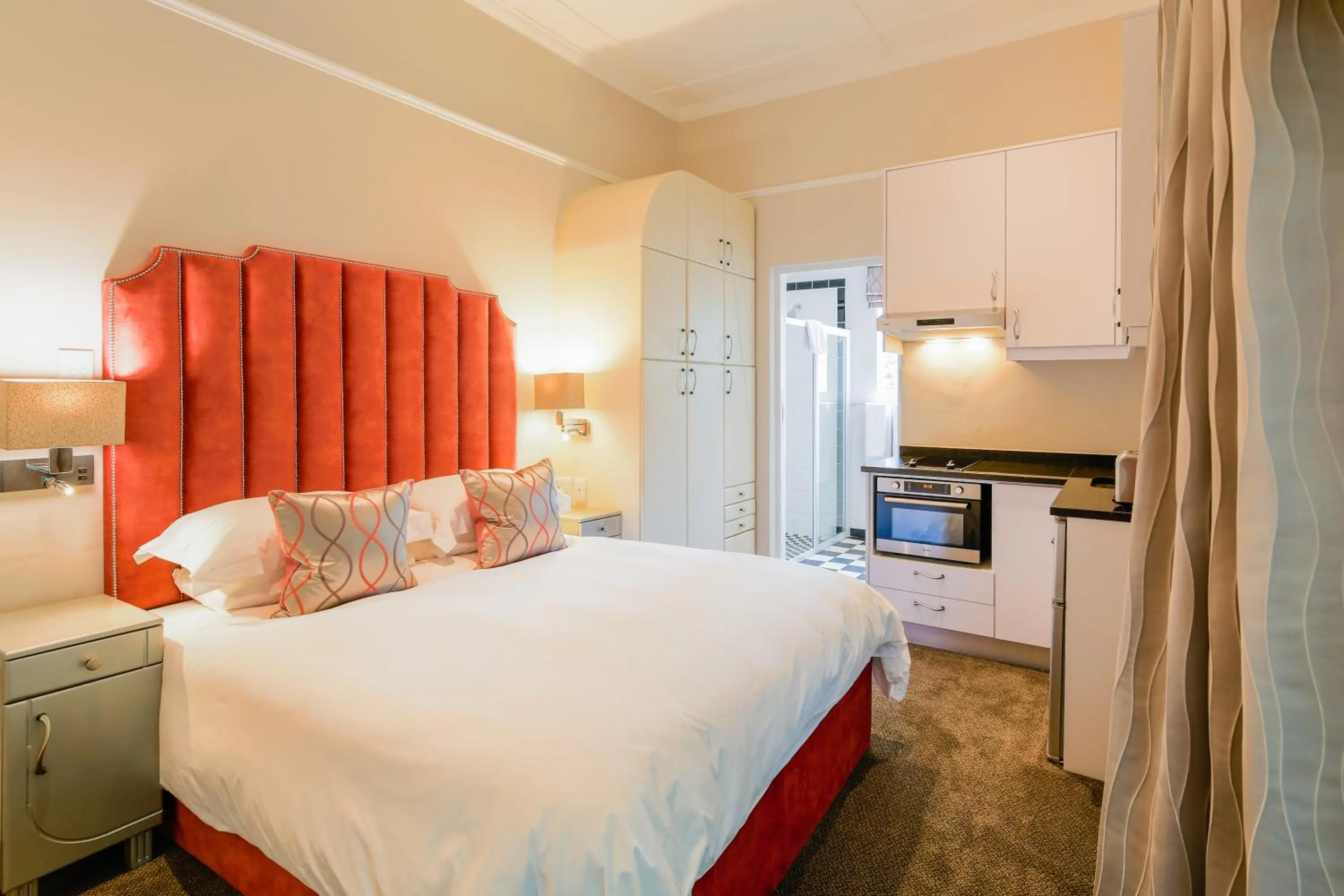 Photo of the whole room, Bed in Eendracht Apartments