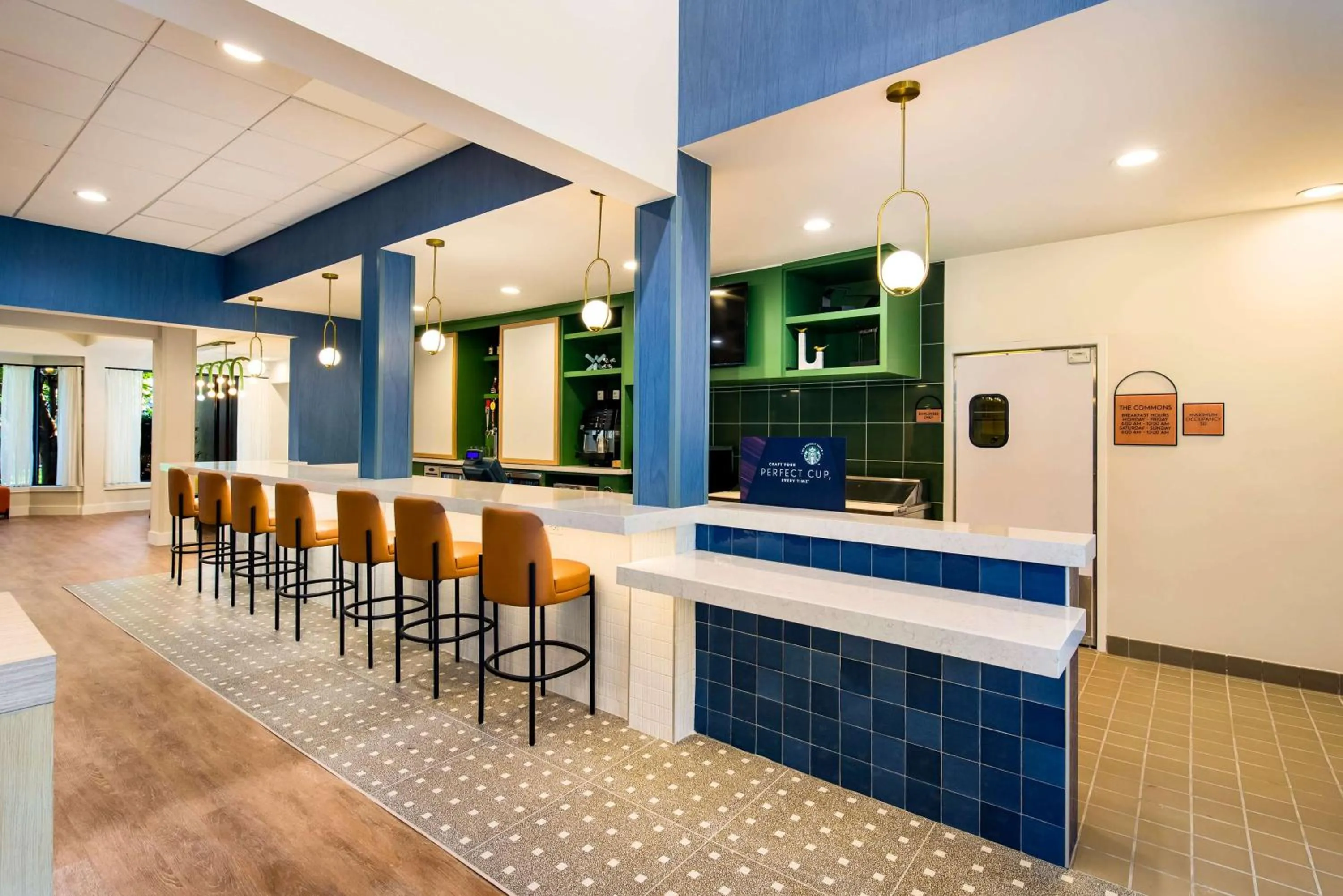 Lounge or bar in Sonesta Select Philadelphia Airport