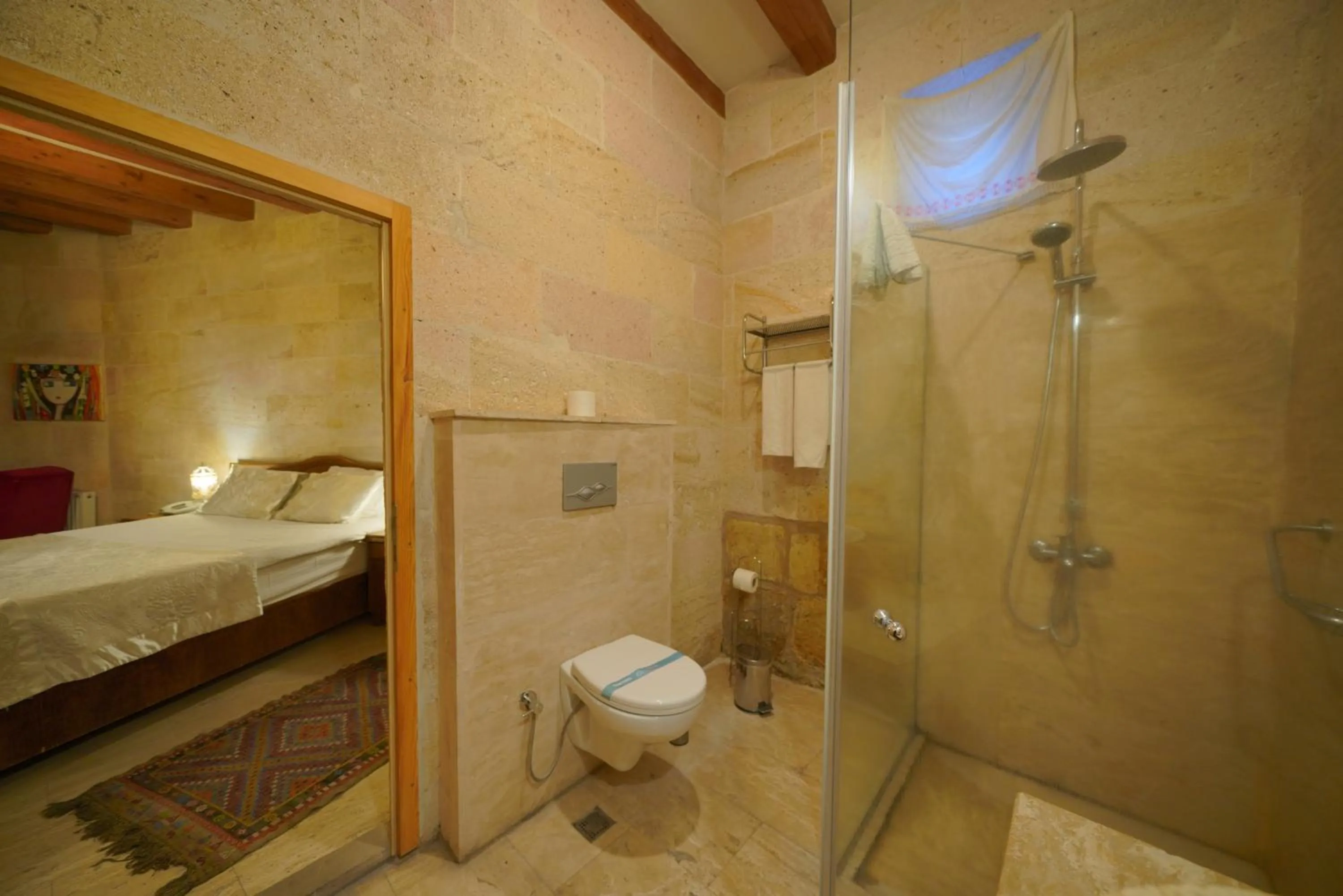 Bathroom in Salkım Cave House