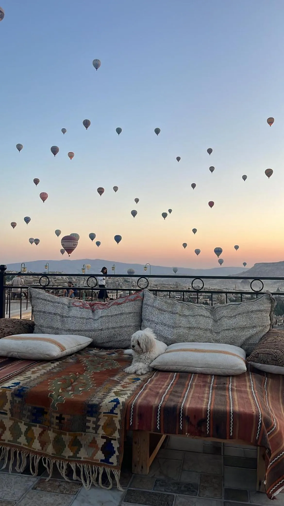 Day in Salkım Cave House