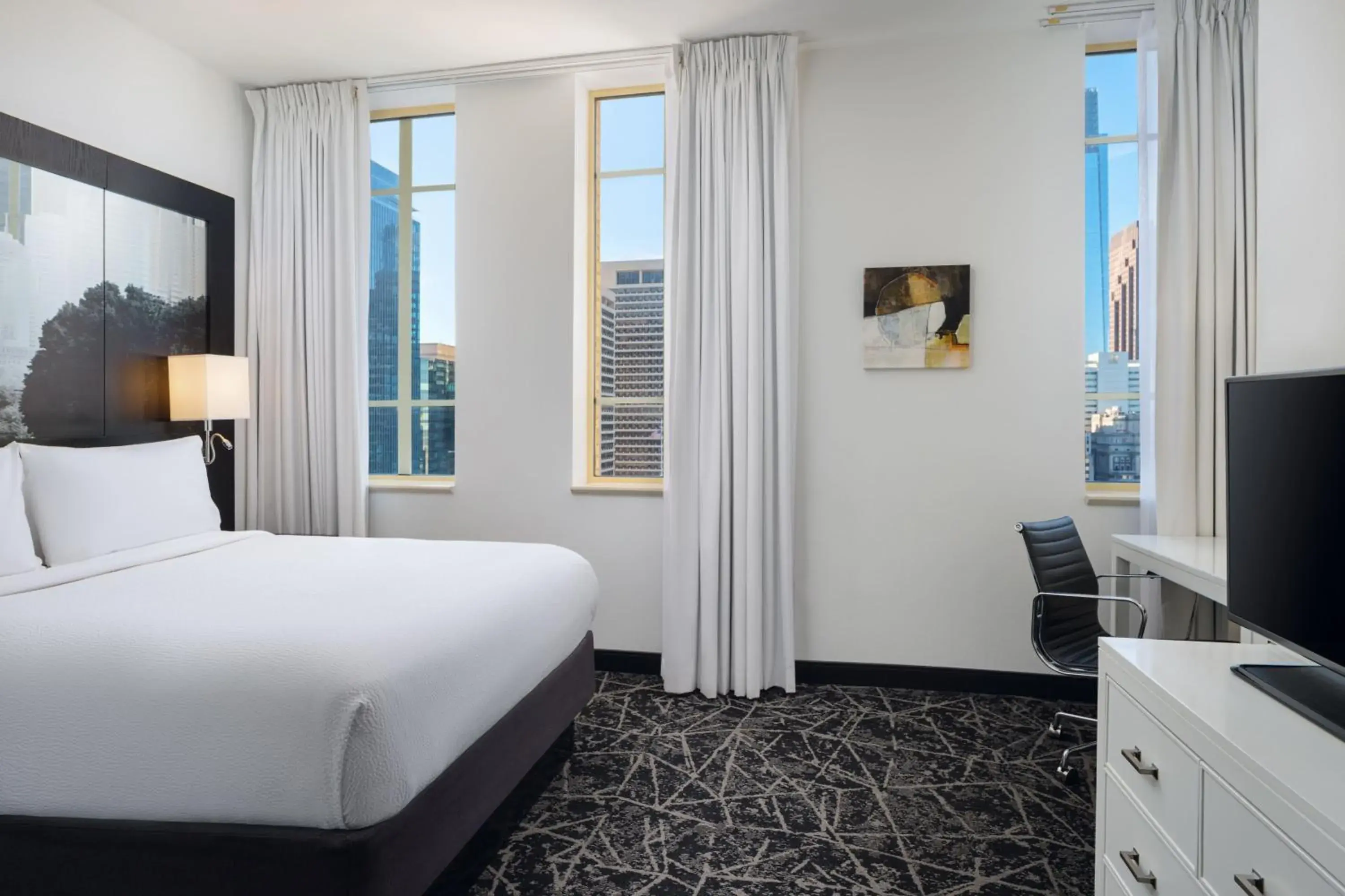 Executive Queen Room in Residence Inn by Marriott Philadelphia Center City Executive Queen Room in Residence Inn by Marriott Philadelphia Center City