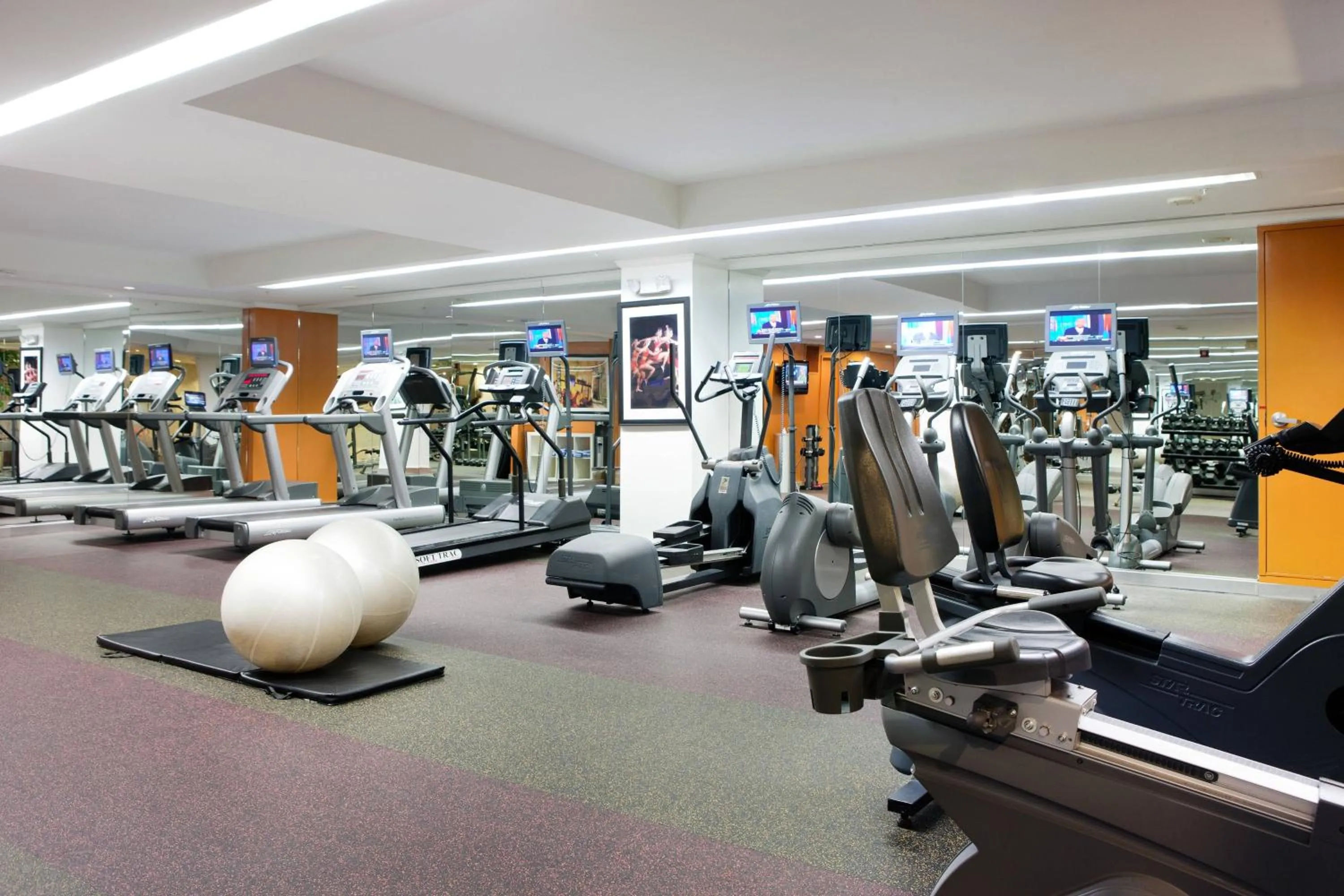 Fitness centre/facilities in Residence Inn by Marriott Philadelphia Center City