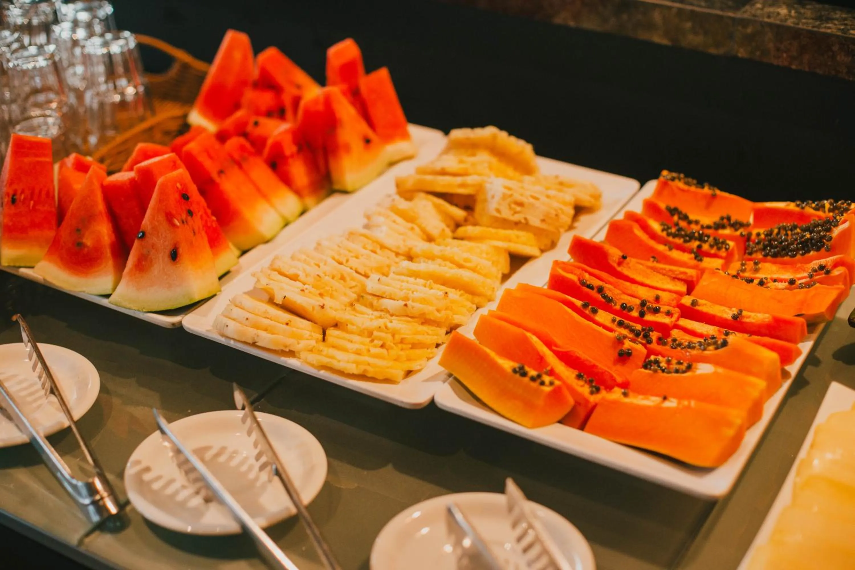 Buffet breakfast in Uiramutam Palace Hotel