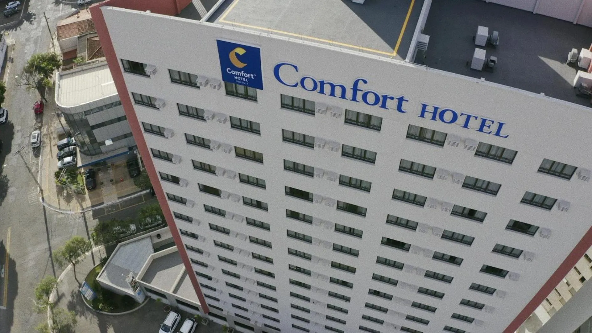 Facade/entrance in Comfort Hotel Goiânia