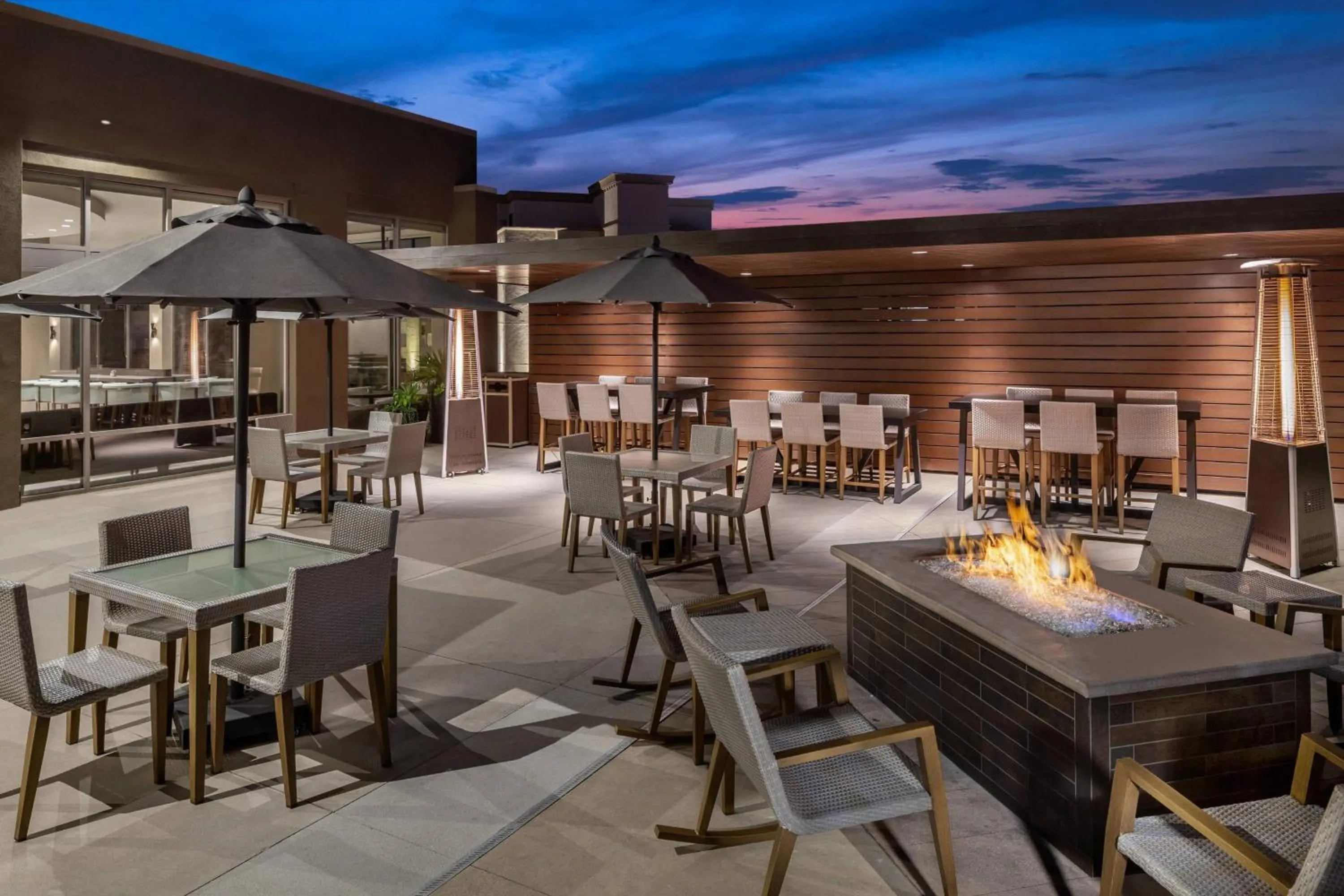 Restaurant/places to eat in San Diego Marriott Del Mar